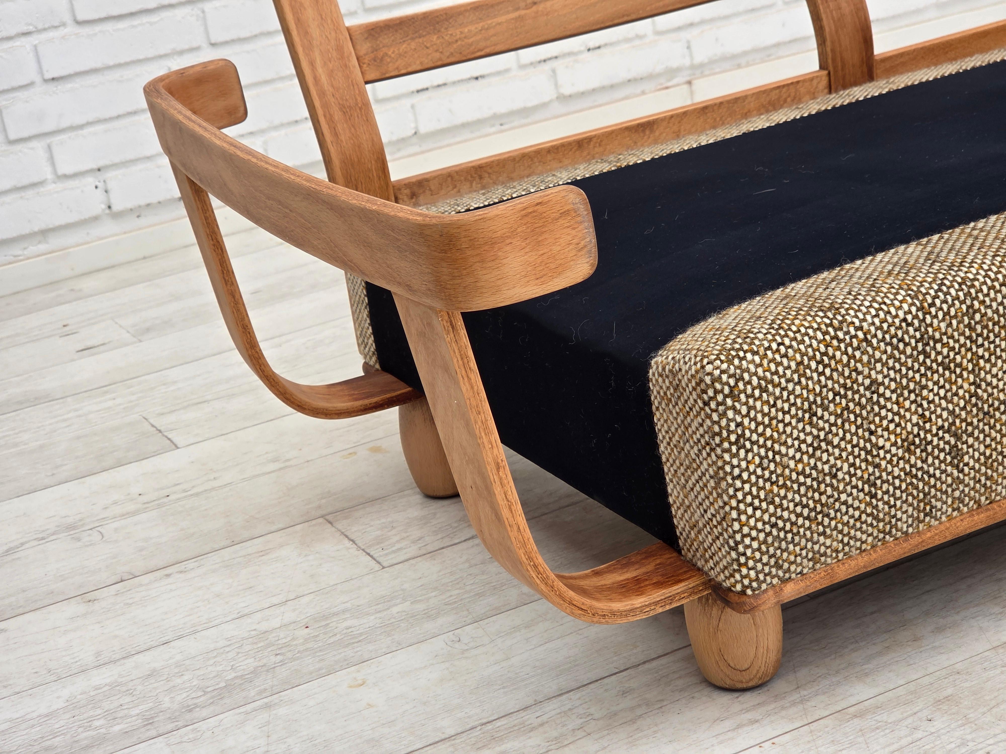 1970s, Danish 2-seater sofa, original condition, furniture wool, bentwood. For Sale 11