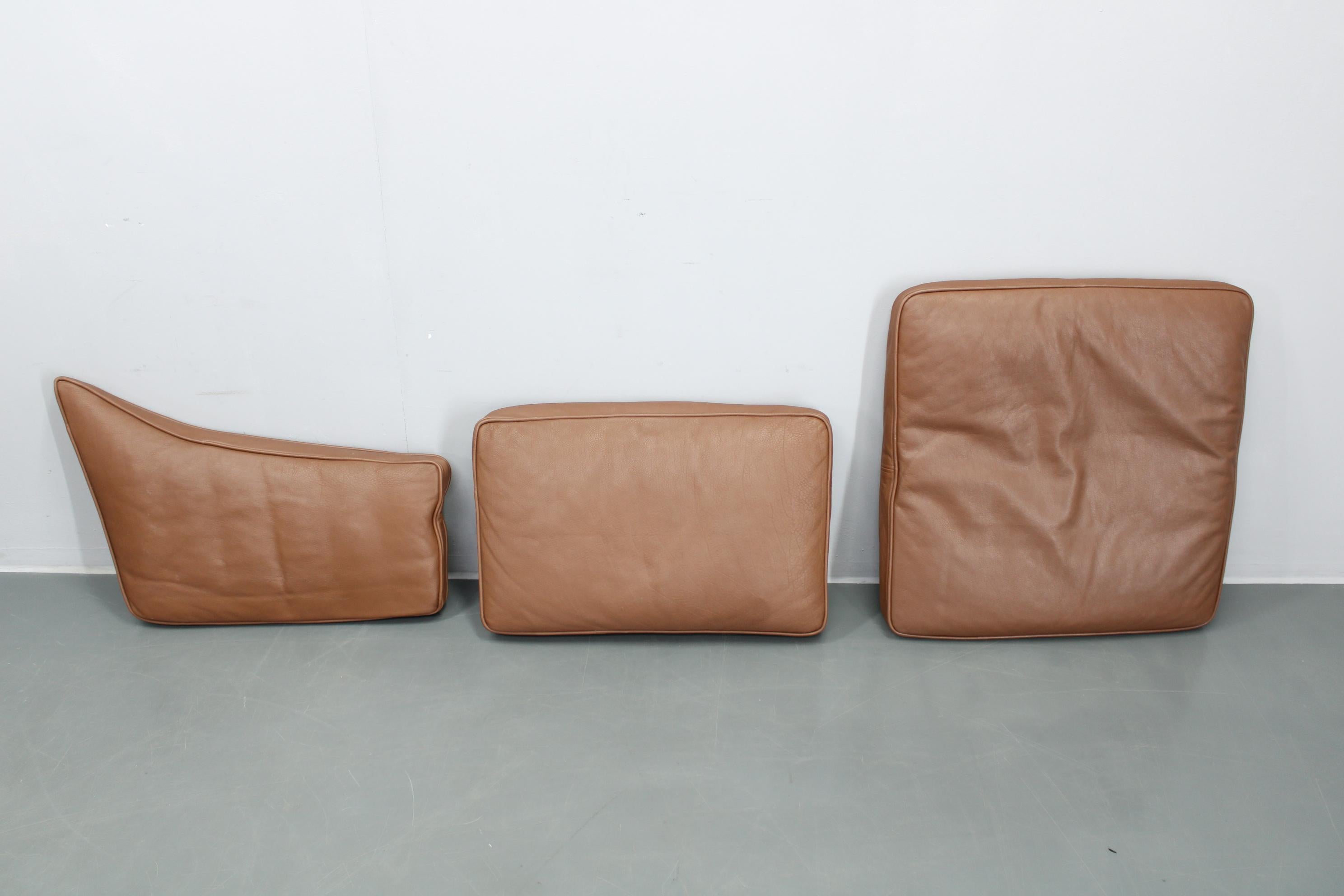 Divano danese a 3 posti in pelle marrone con struttura in Beeche degli anni '70 in vendita 7