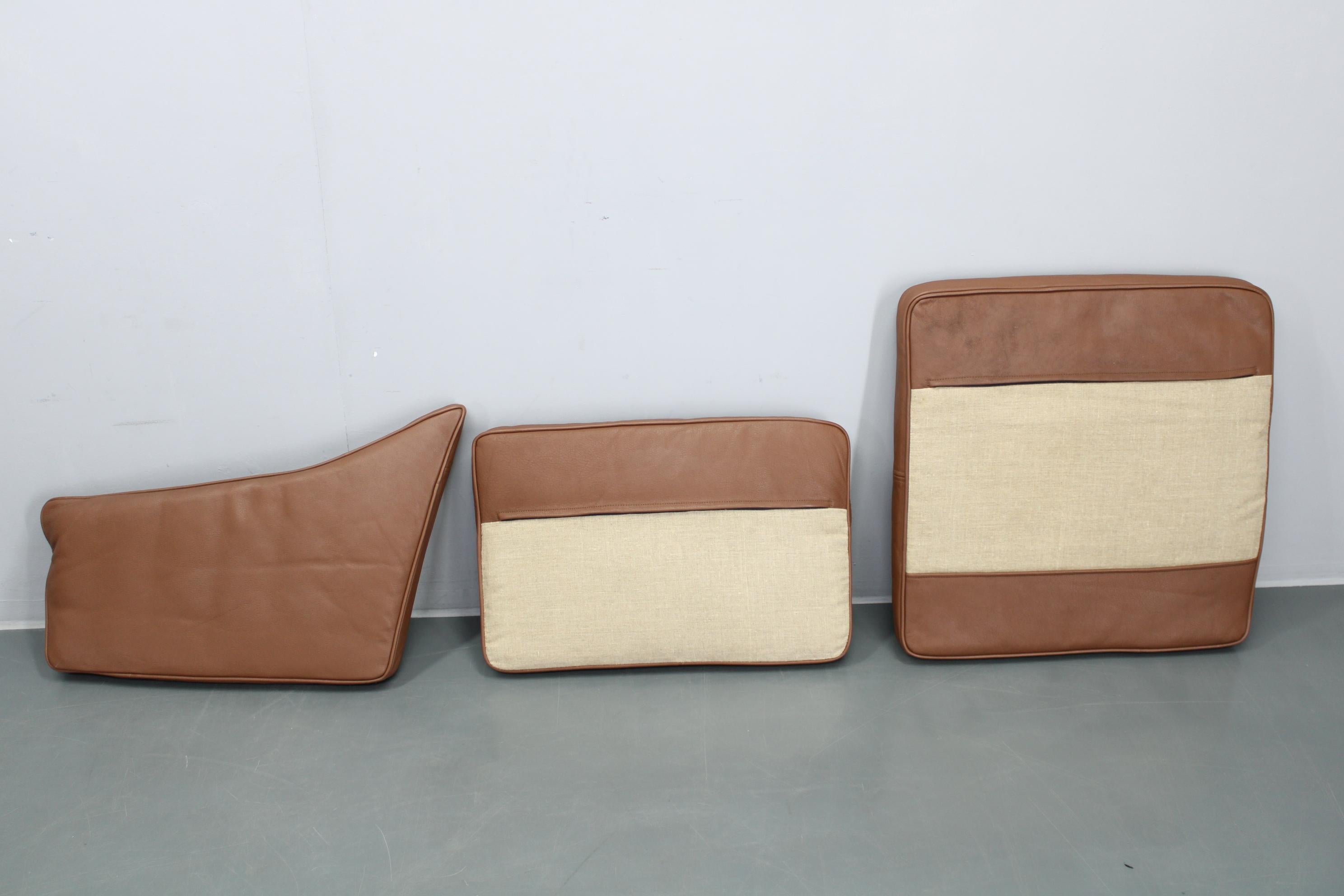 Divano danese a 3 posti in pelle marrone con struttura in Beeche degli anni '70 in vendita 8