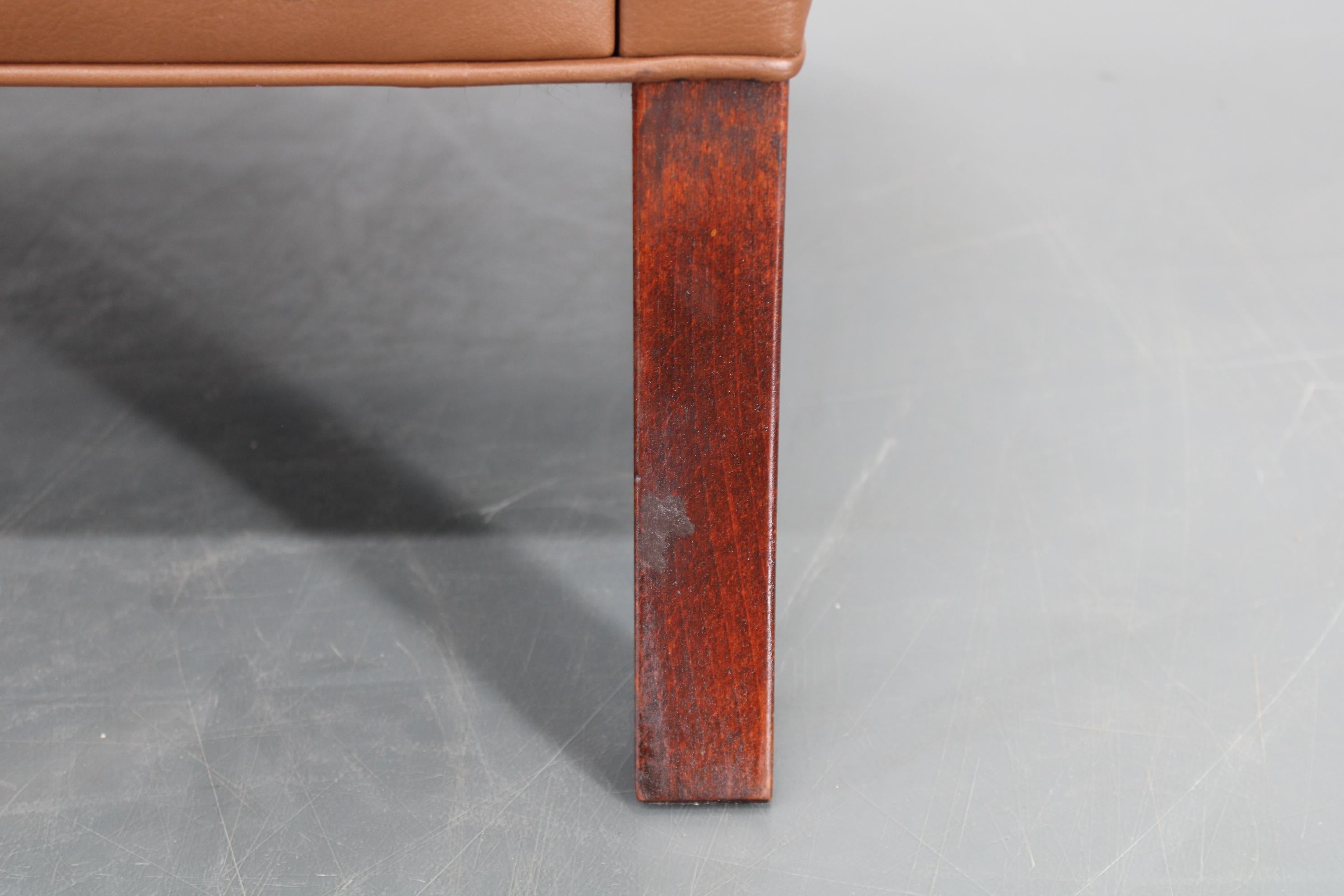 Divano danese a 3 posti in pelle marrone con struttura in Beeche degli anni '70 in vendita 11