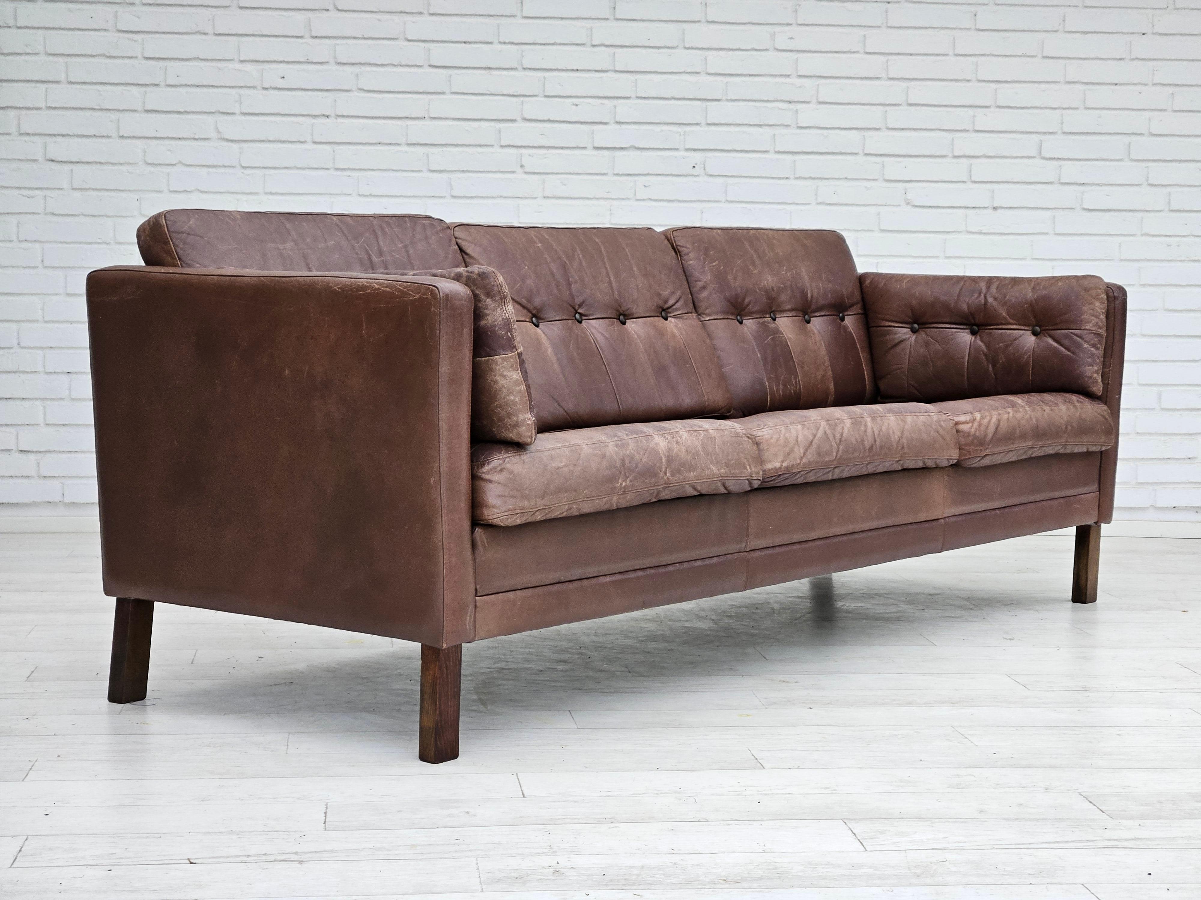 Scandinavian Modern 1970s, Danish 3-seater classic sofa, original brown leather. For Sale