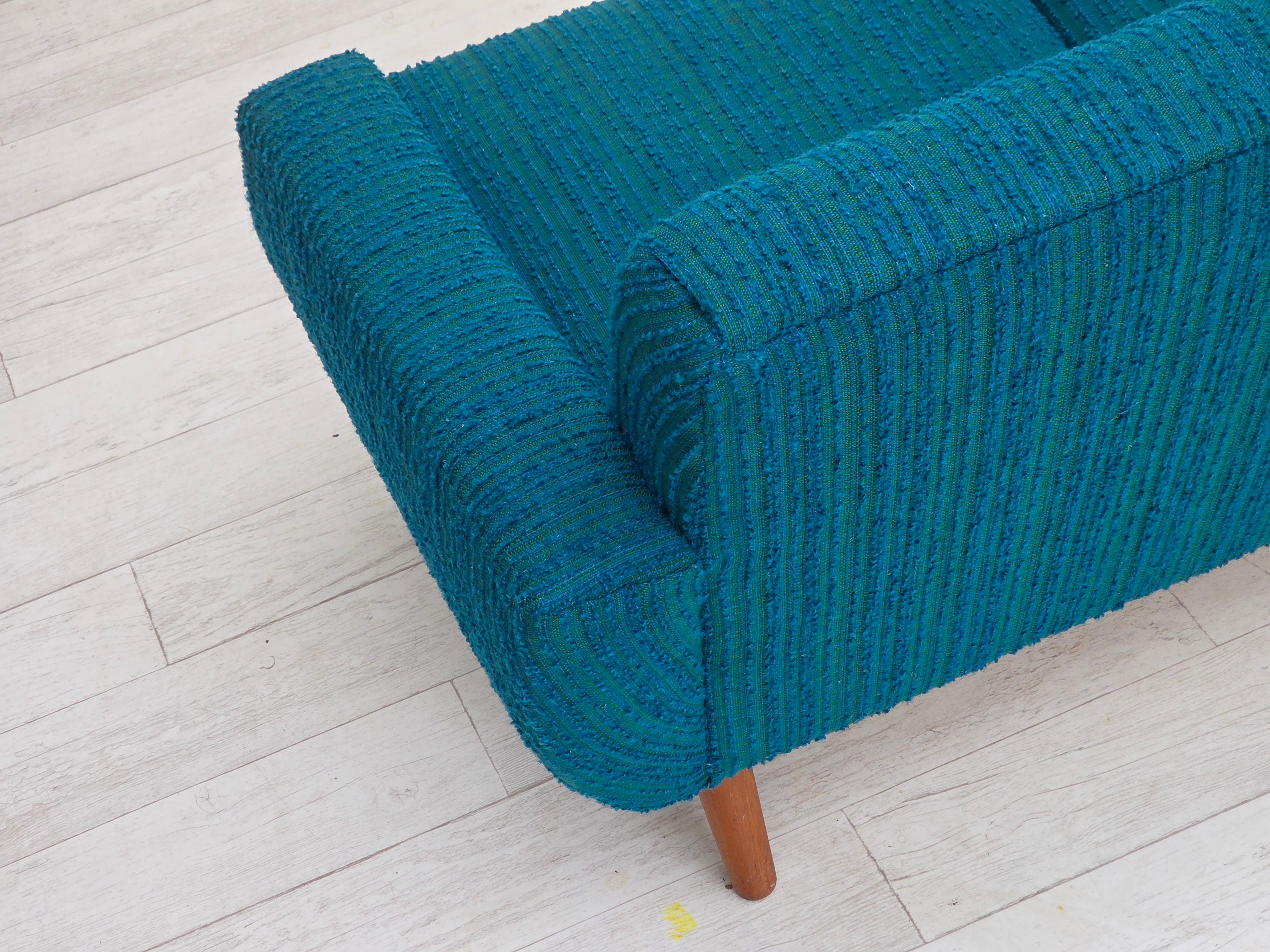 1970s, Danish 3-seater sofa, furniture wool, teak wood. For Sale 9