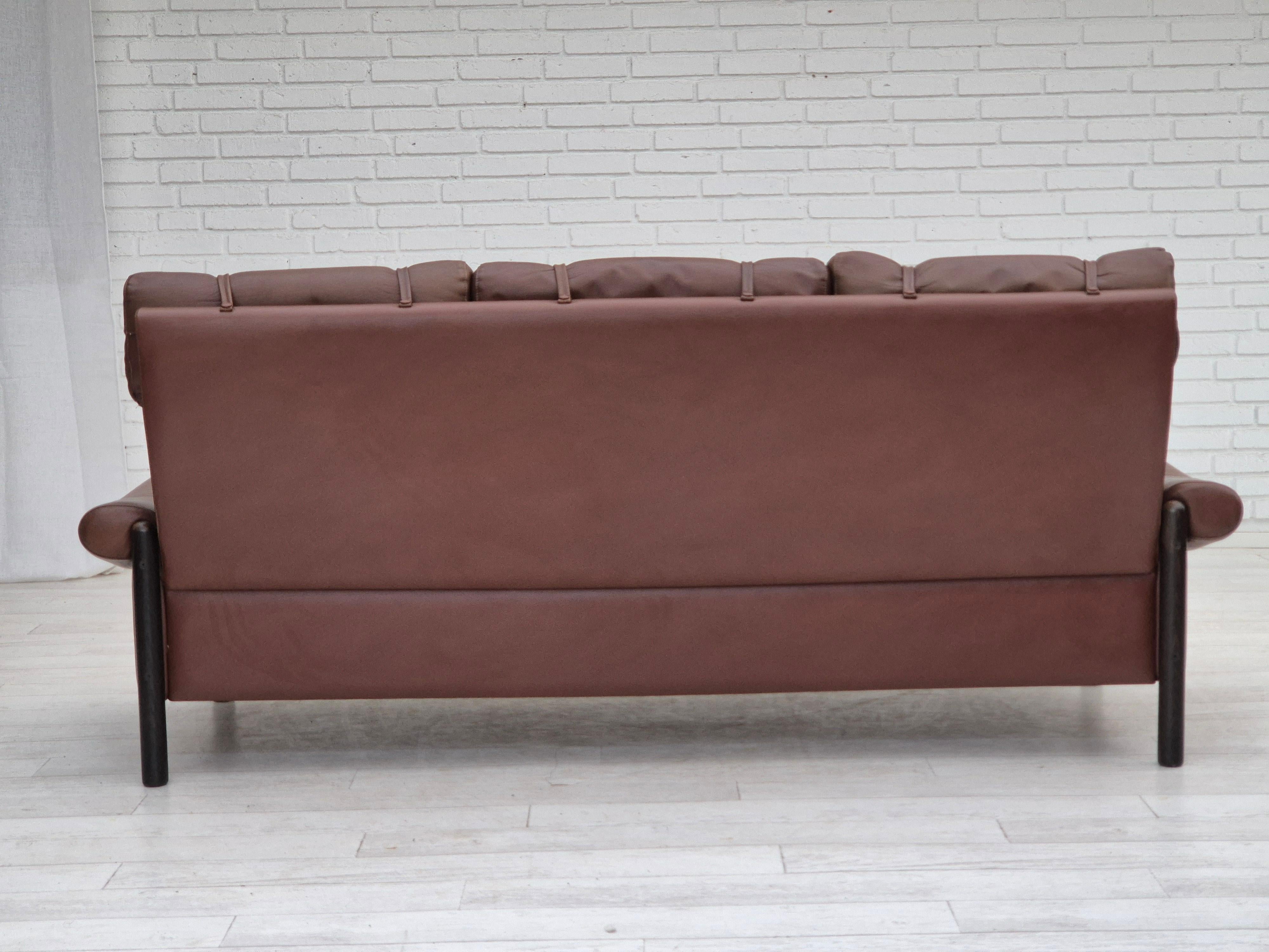 Leather 1970s, Danish 3-seater sofa, original condition, furniture leather, oak wood. For Sale