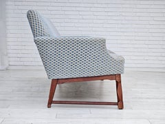 1970er, dänisches 3-Sitzer-Sofa, guter Originalzustand, Velours, Eichenholz.
