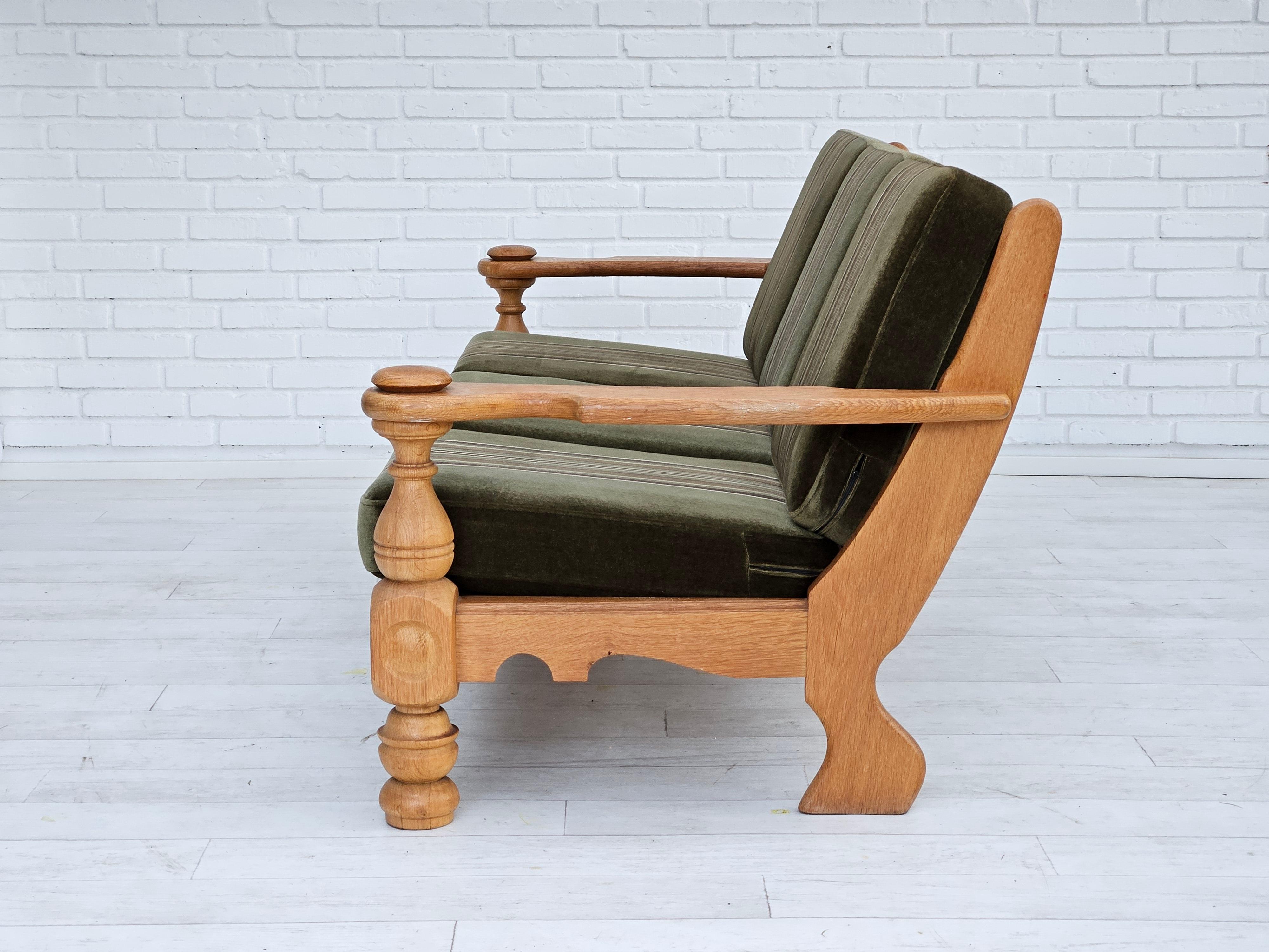 1970s, Danish 3 seater sofa, original very good condition, velour, oak wood. For Sale 1
