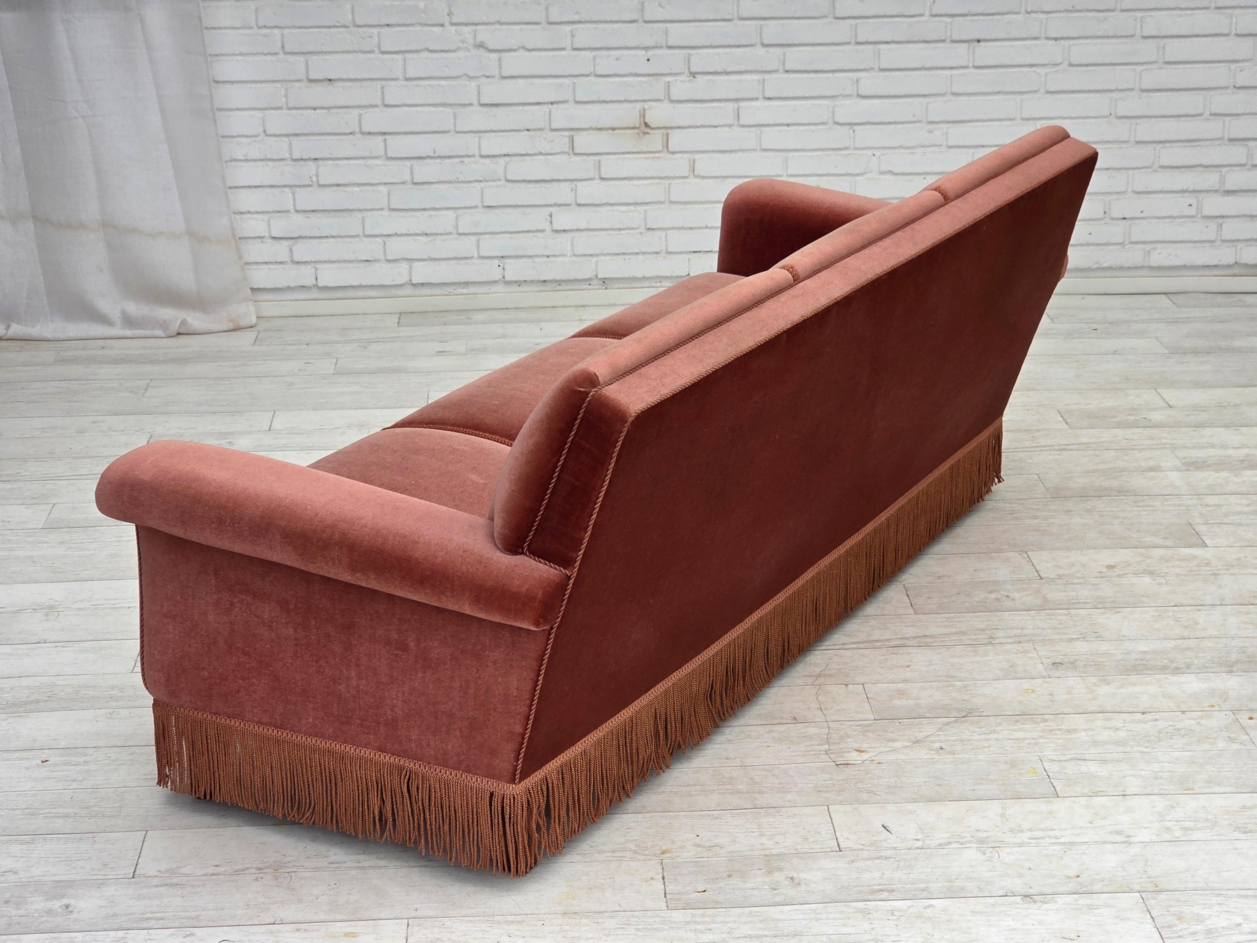 1970s, Danish 3-seater sofa, salmon pink furniture velour, beech wood. For Sale 5