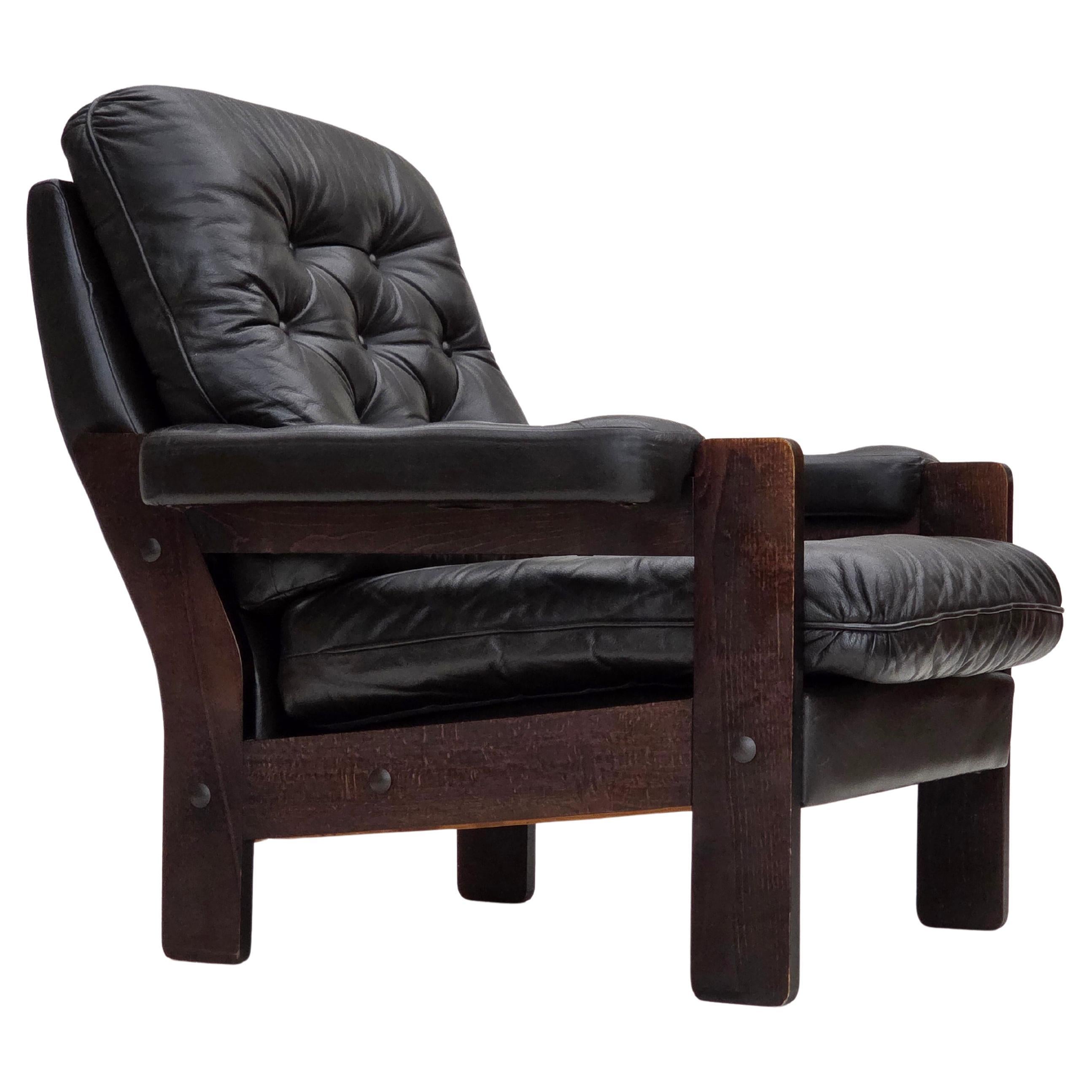 Poltrona anni
70, Wood Wood, pelle marrone, legno di Oak.