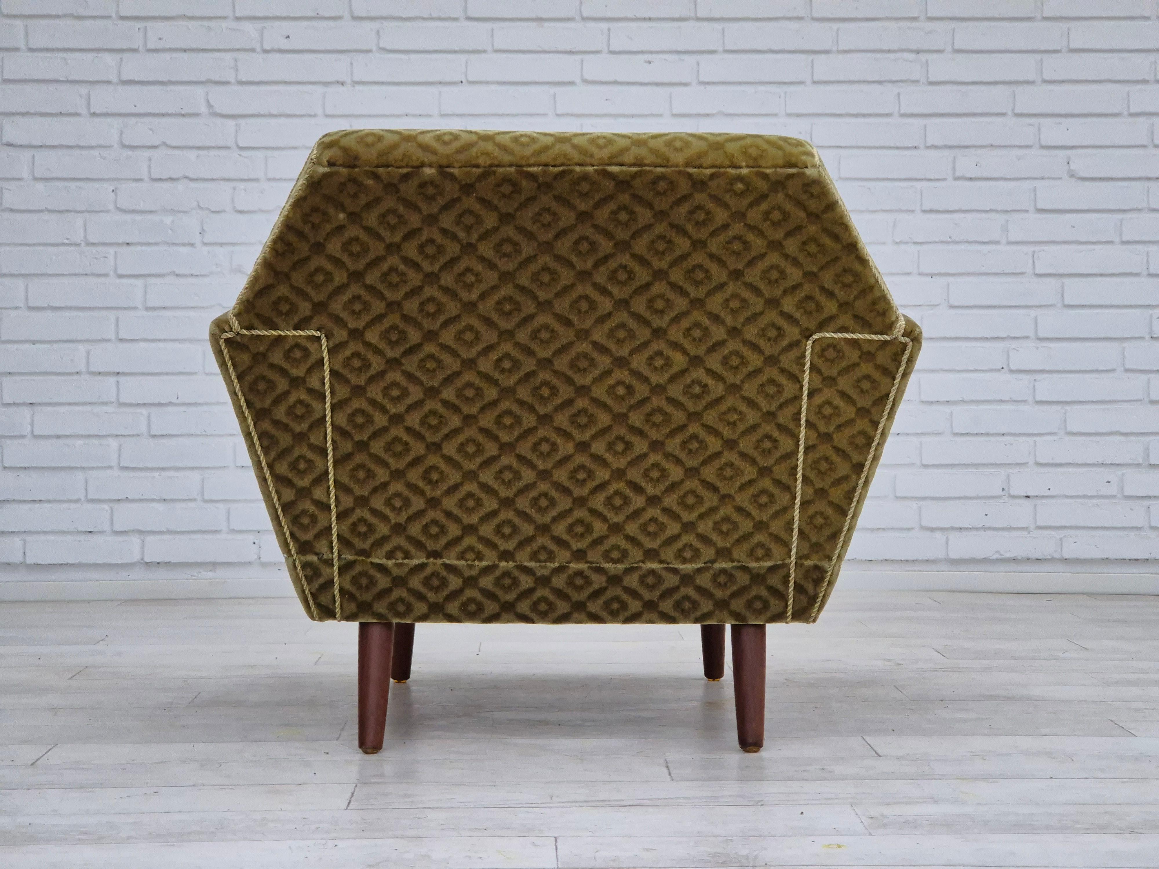 1970s, Danish armchair by Georg Thams, original upholstery, green velour, teak. For Sale 1