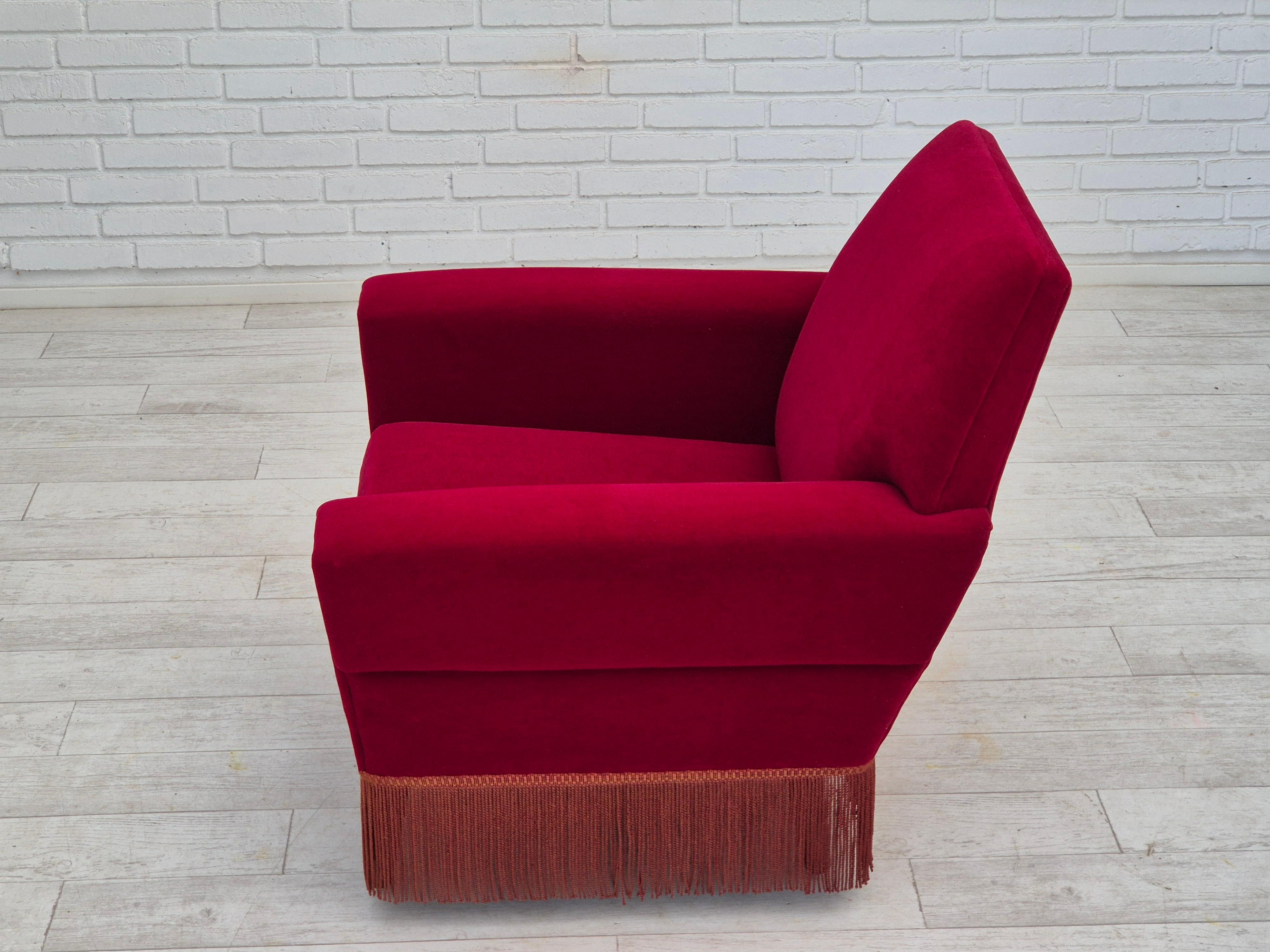 1970s, Danish armchair by Ryesberg Møbler, original condition, velour fabric. For Sale 7