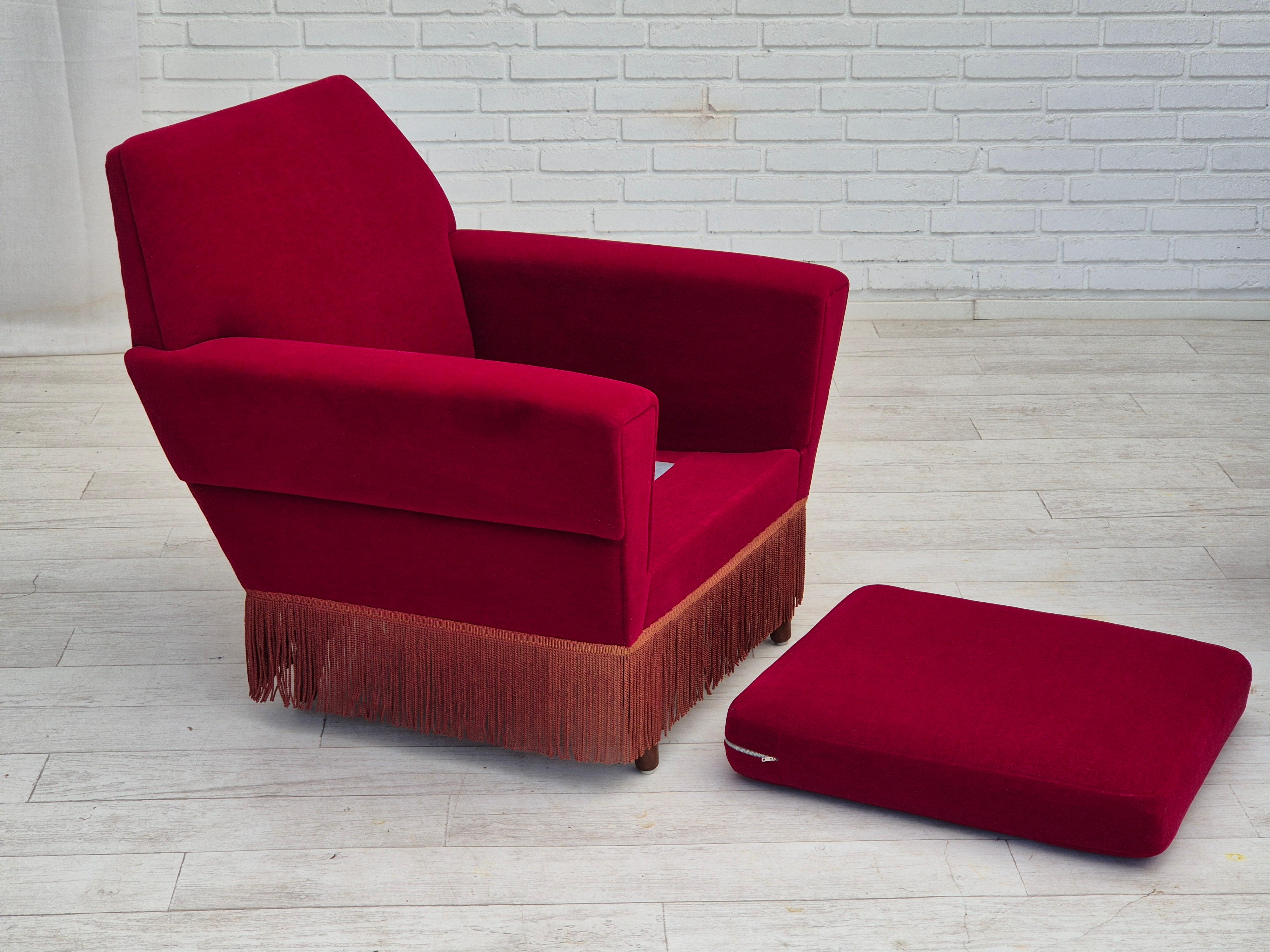 1970s, Danish armchair by Ryesberg Møbler, original condition, velour fabric. For Sale 11
