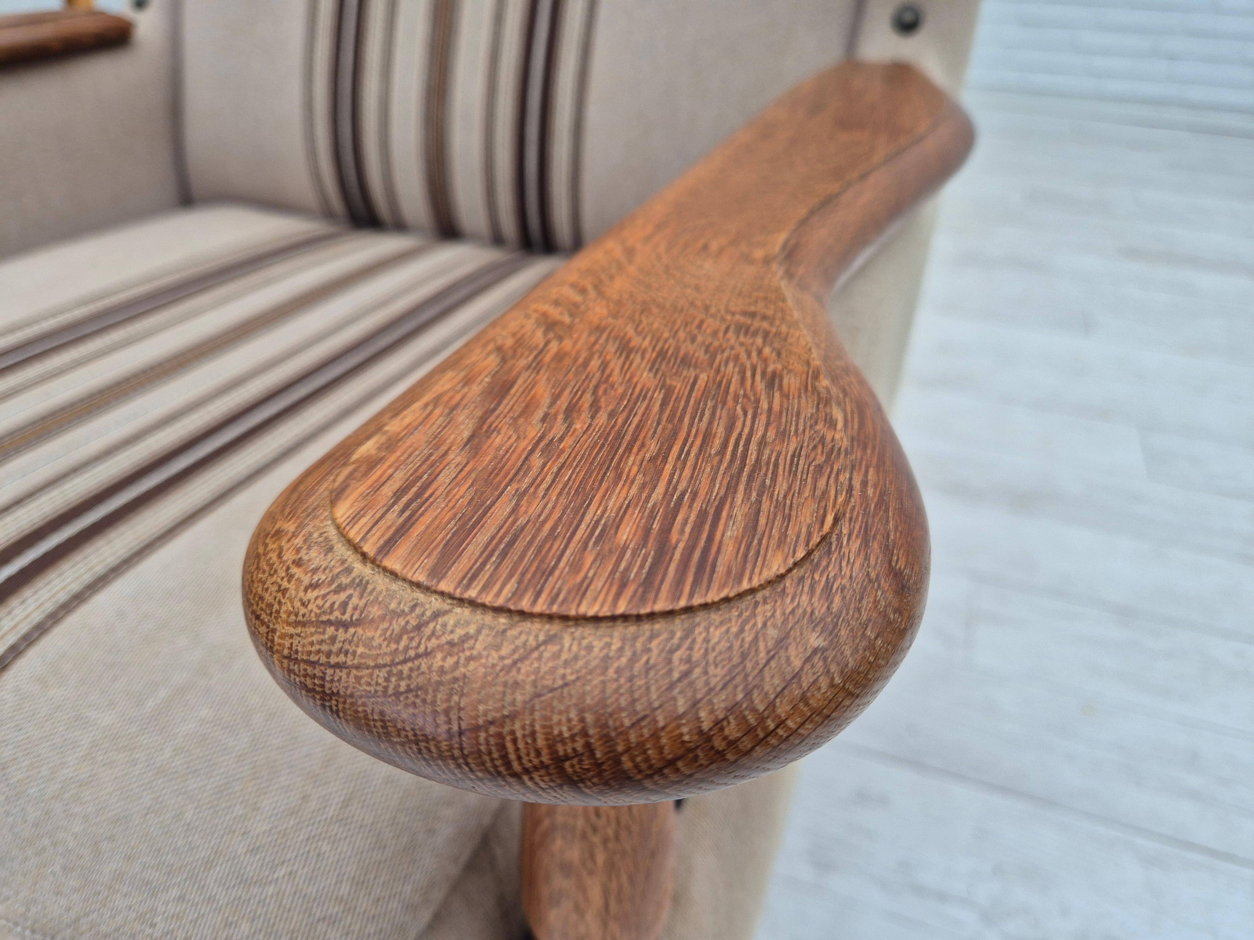 1970er, Dänischer Sessel, Möbel Wollstoff, Eichenholz, Originalzustand. im Angebot 6