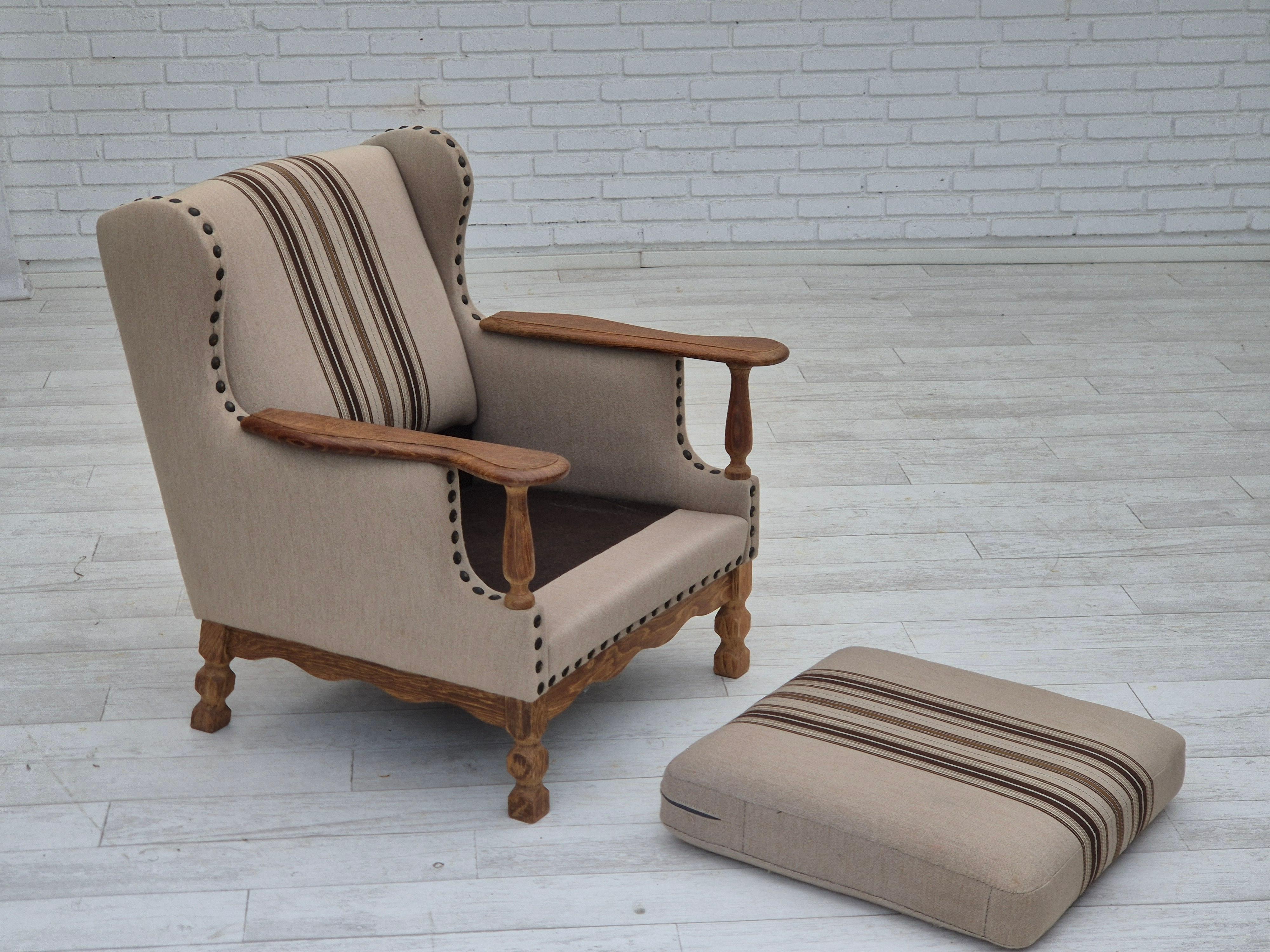 1970er, Dänischer Sessel, Möbel Wollstoff, Eichenholz, Originalzustand. (Skandinavische Moderne) im Angebot