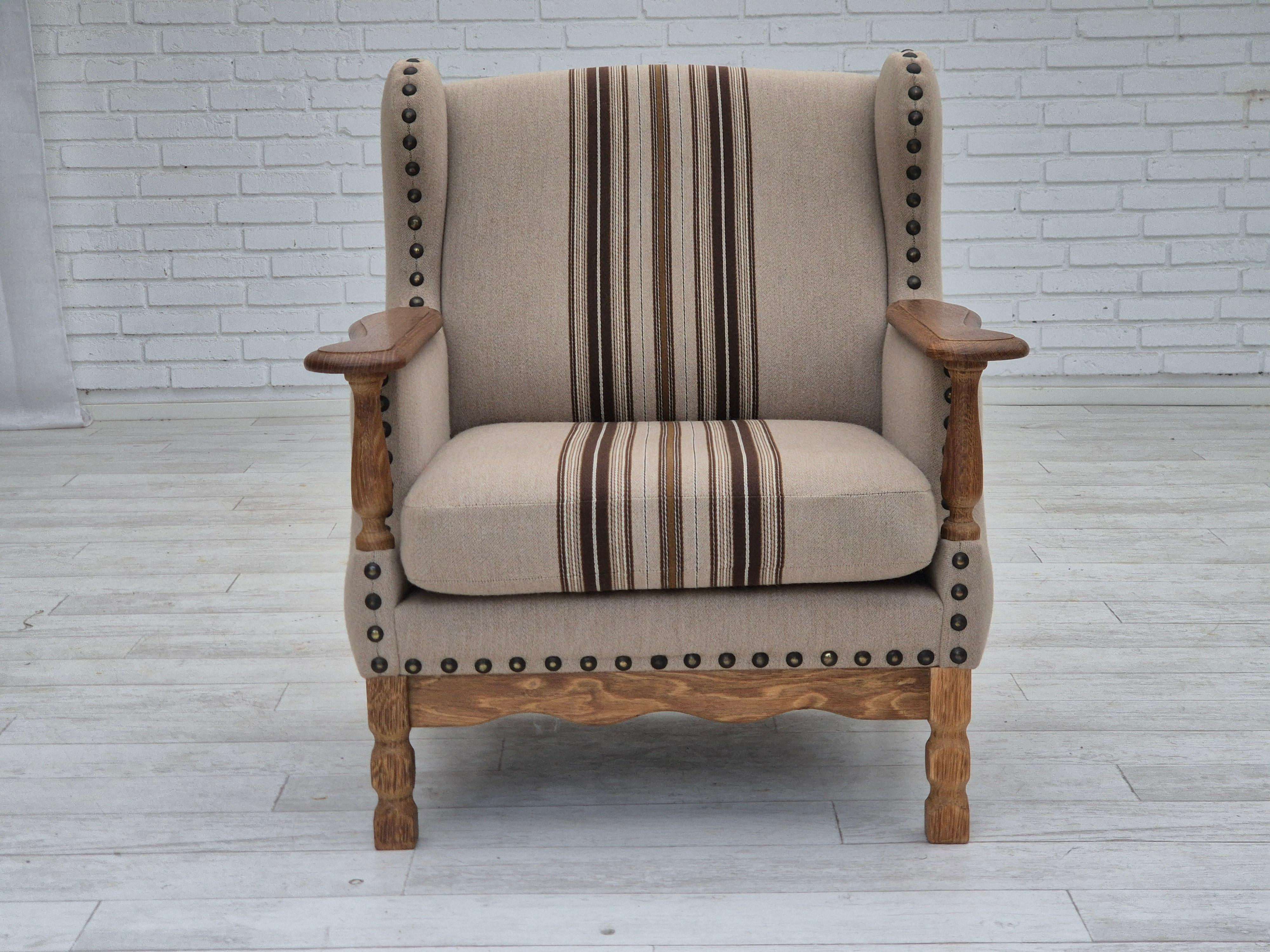 1970er, Dänischer Sessel, Möbel Wollstoff, Eichenholz, Originalzustand. im Zustand „Gut“ im Angebot in Tarm, 82
