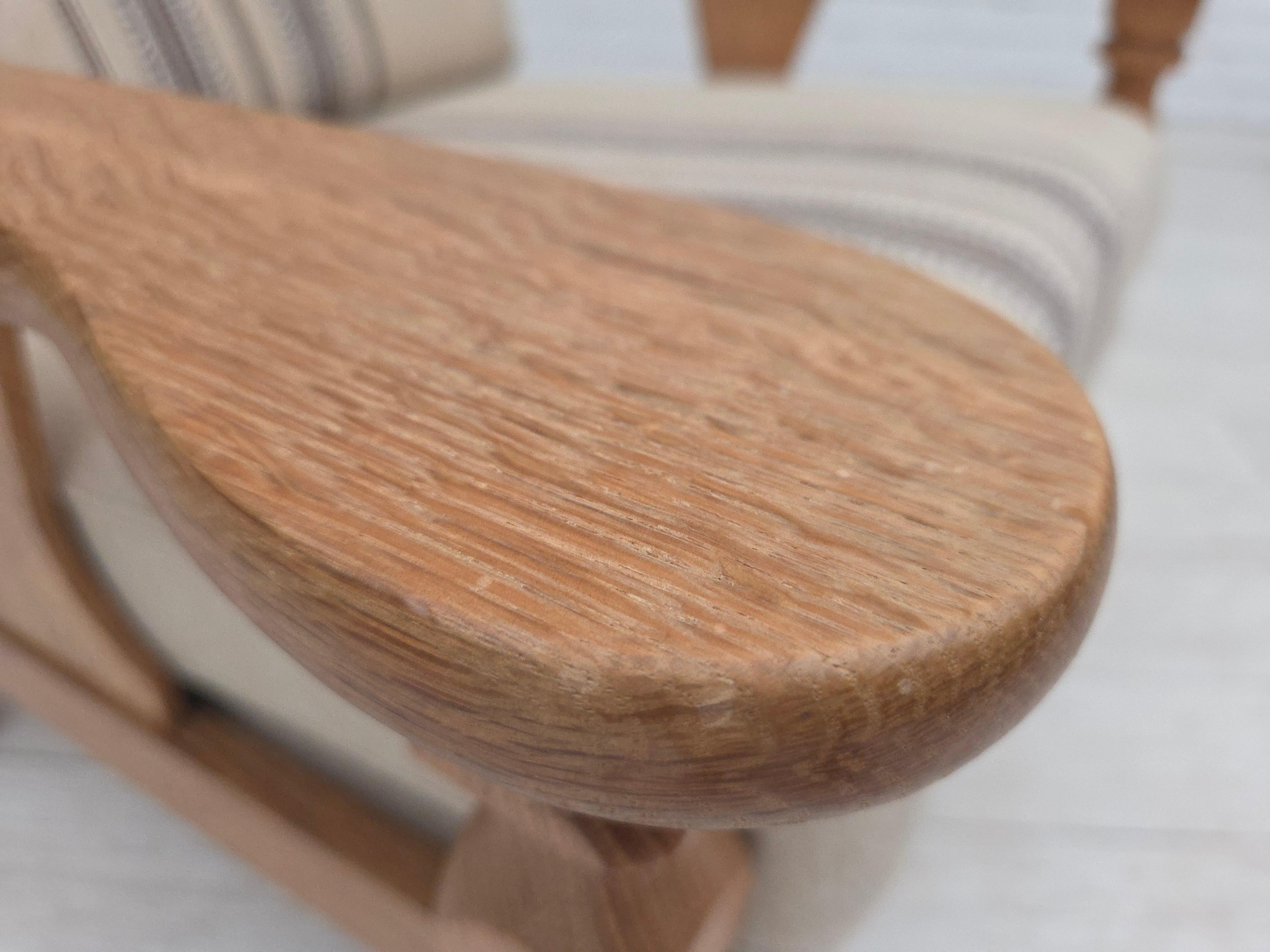 Anni '70, poltrona danese, mobili in lana, legno massiccio di Oak. in vendita 5