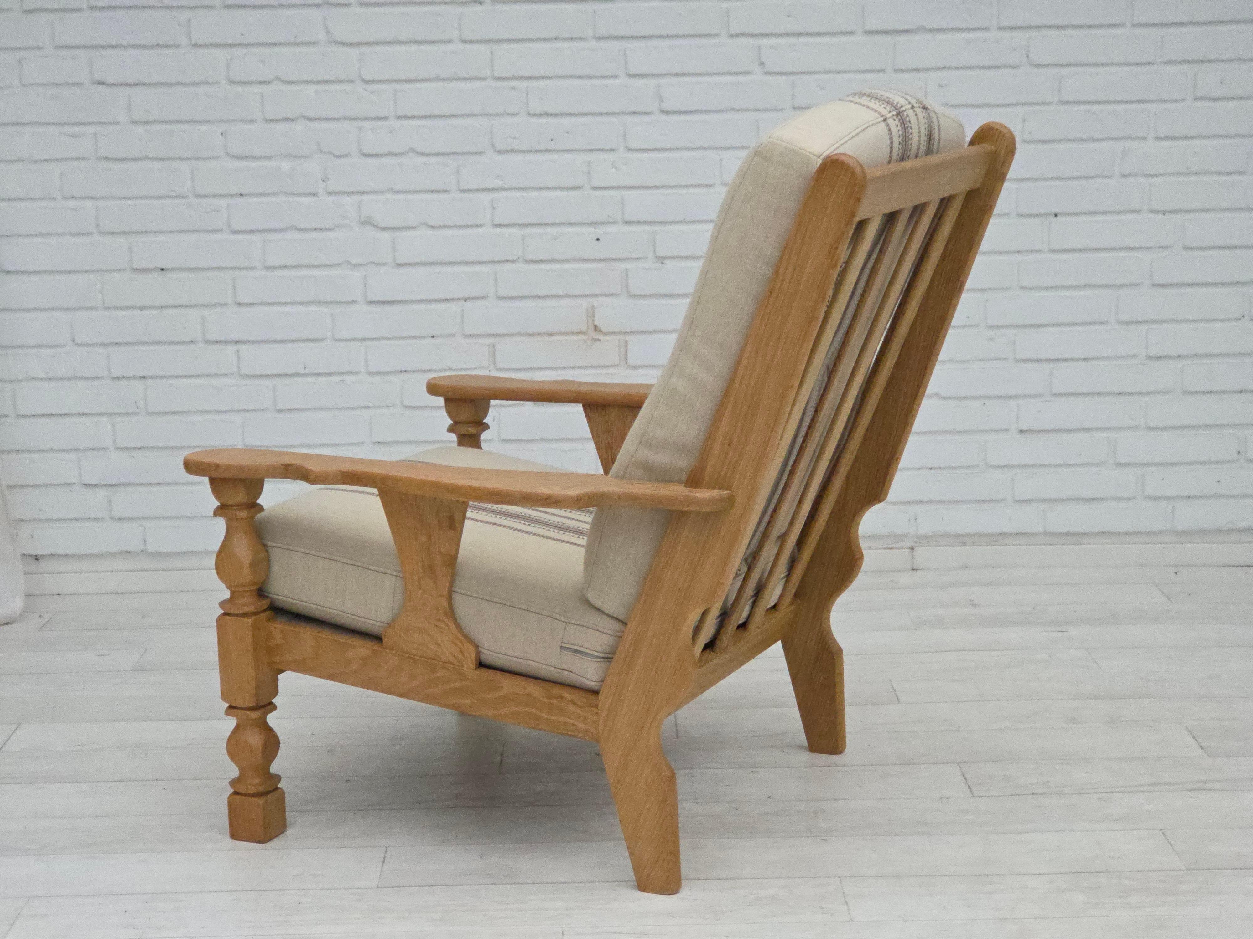 Anni '70, poltrona danese, mobili in lana, legno massiccio di Oak. in vendita 2