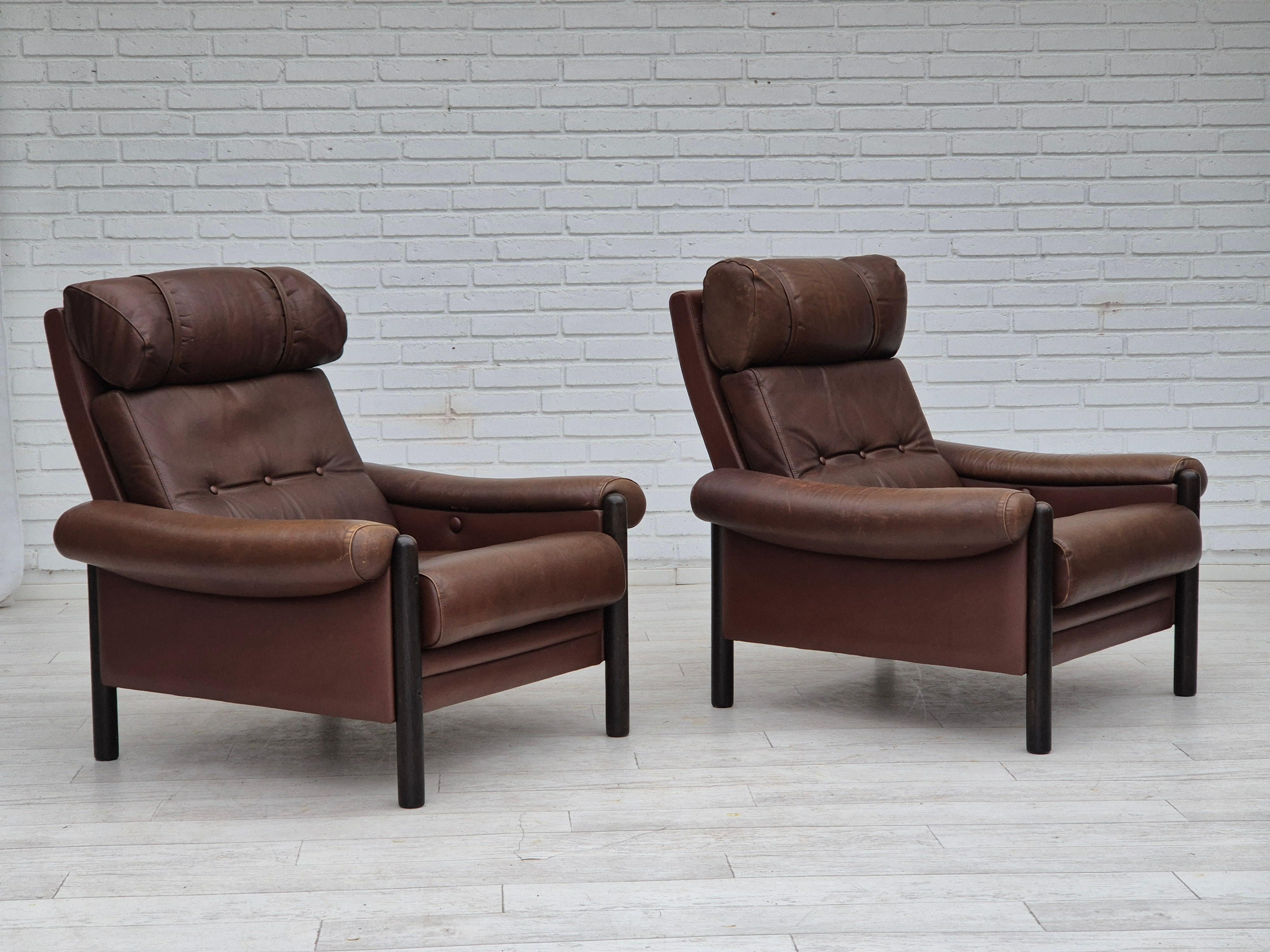 1970s, Danish armchair, original condition, furniture leather, dark oak wood. For Sale 3