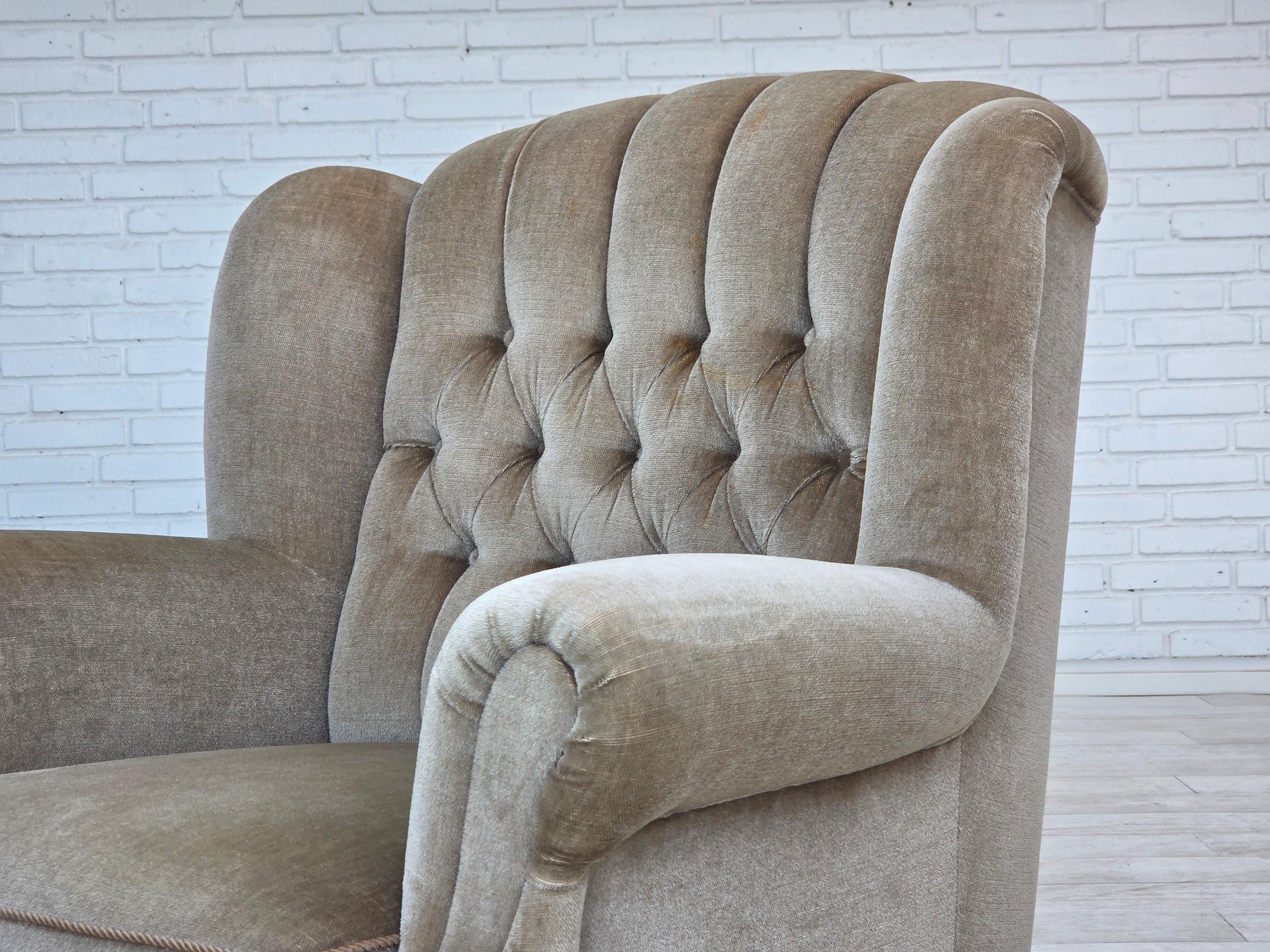 1970s, Fauteuil danois, état d'origine, meuble velours, bois de hêtre. en vente 6