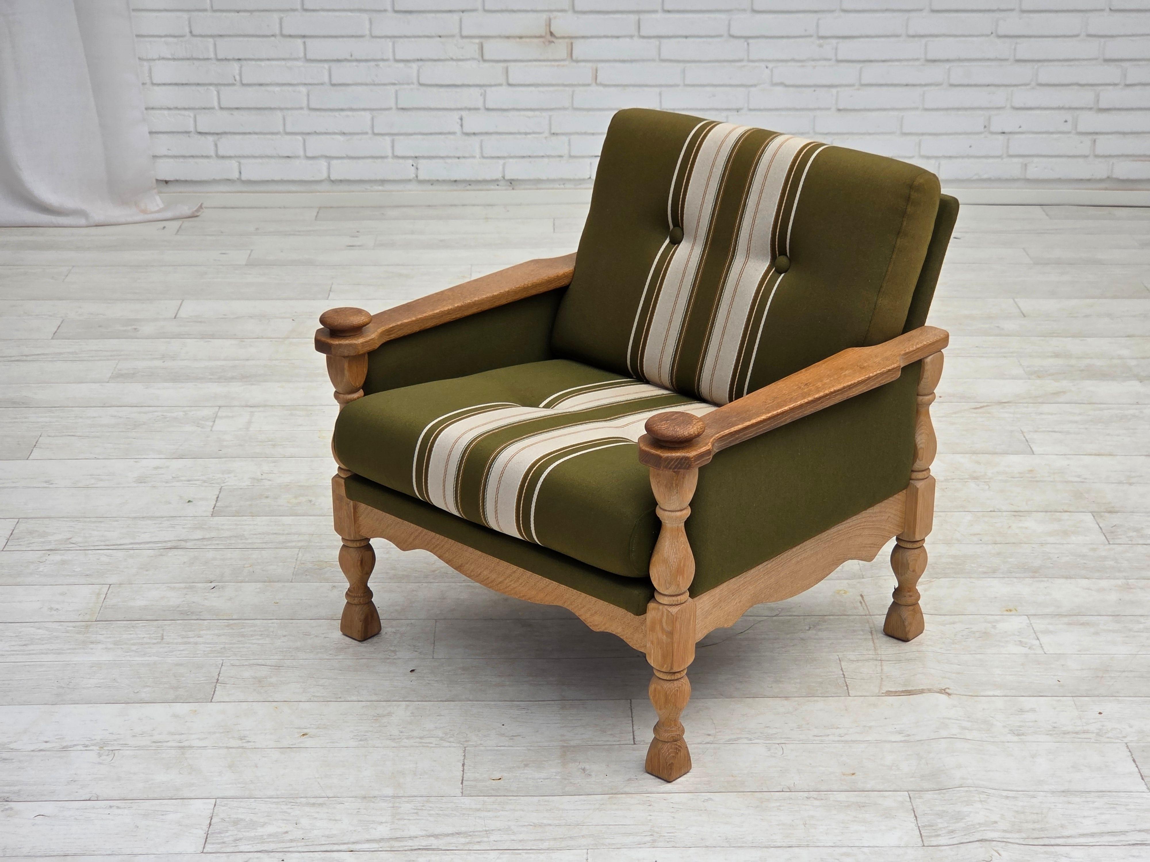 Anni '70, poltrona danese, condizioni originali, mobili in lana, legno massiccio di Oak. 3