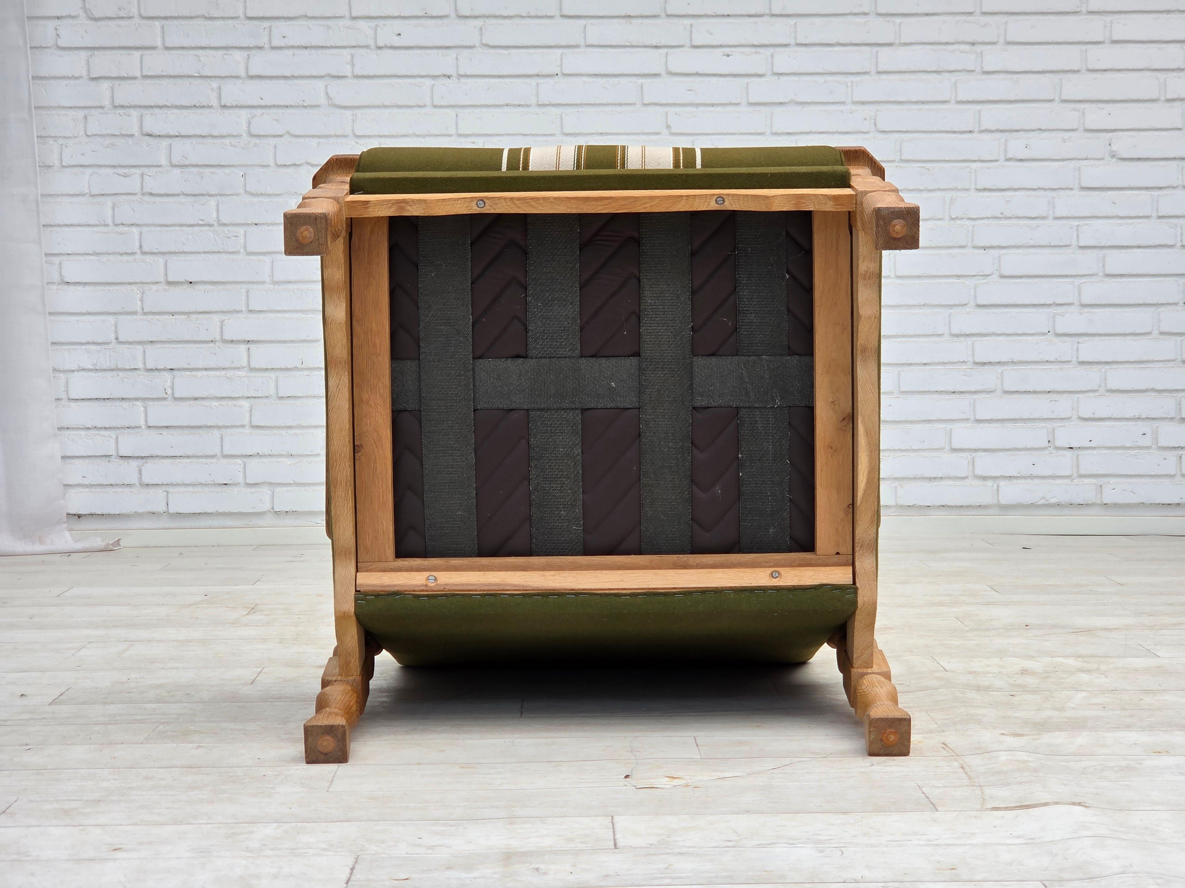 Anni '70, poltrona danese, condizioni originali, mobili in lana, legno massiccio di Oak. 4