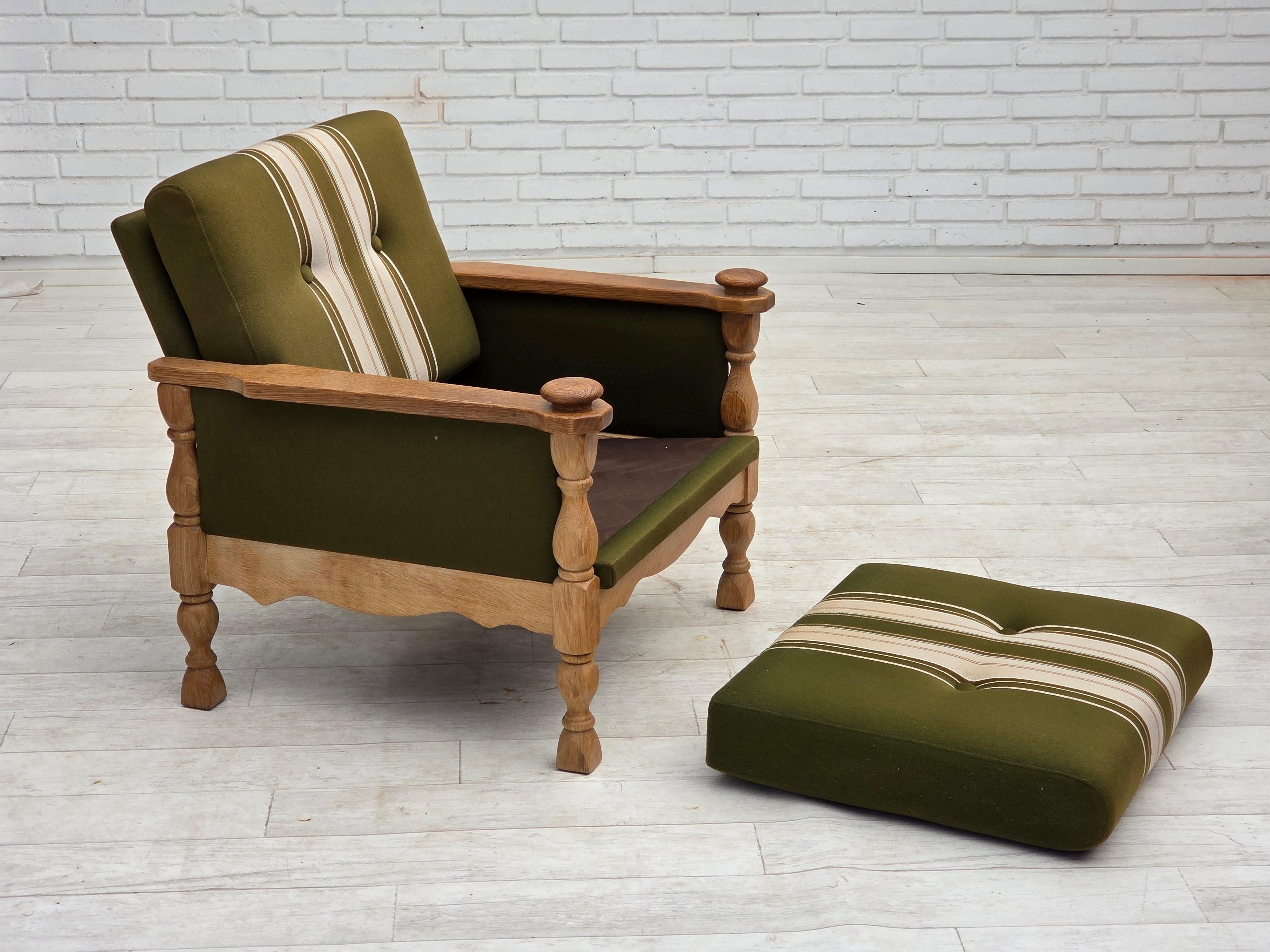 Scandinavo moderno Anni '70, poltrona danese, condizioni originali, mobili in lana, legno massiccio di Oak.