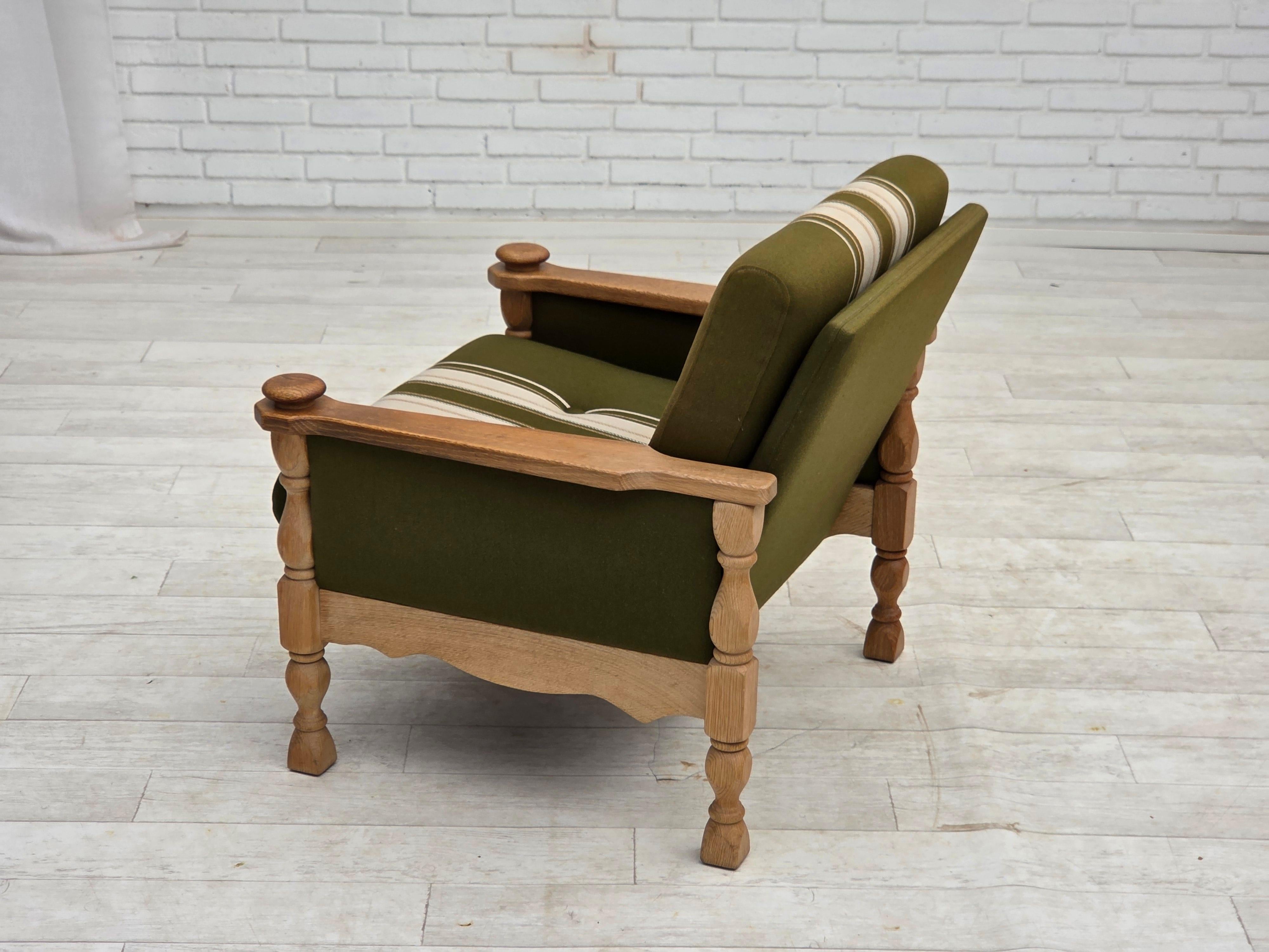 Anni '70, poltrona danese, condizioni originali, mobili in lana, legno massiccio di Oak. 1