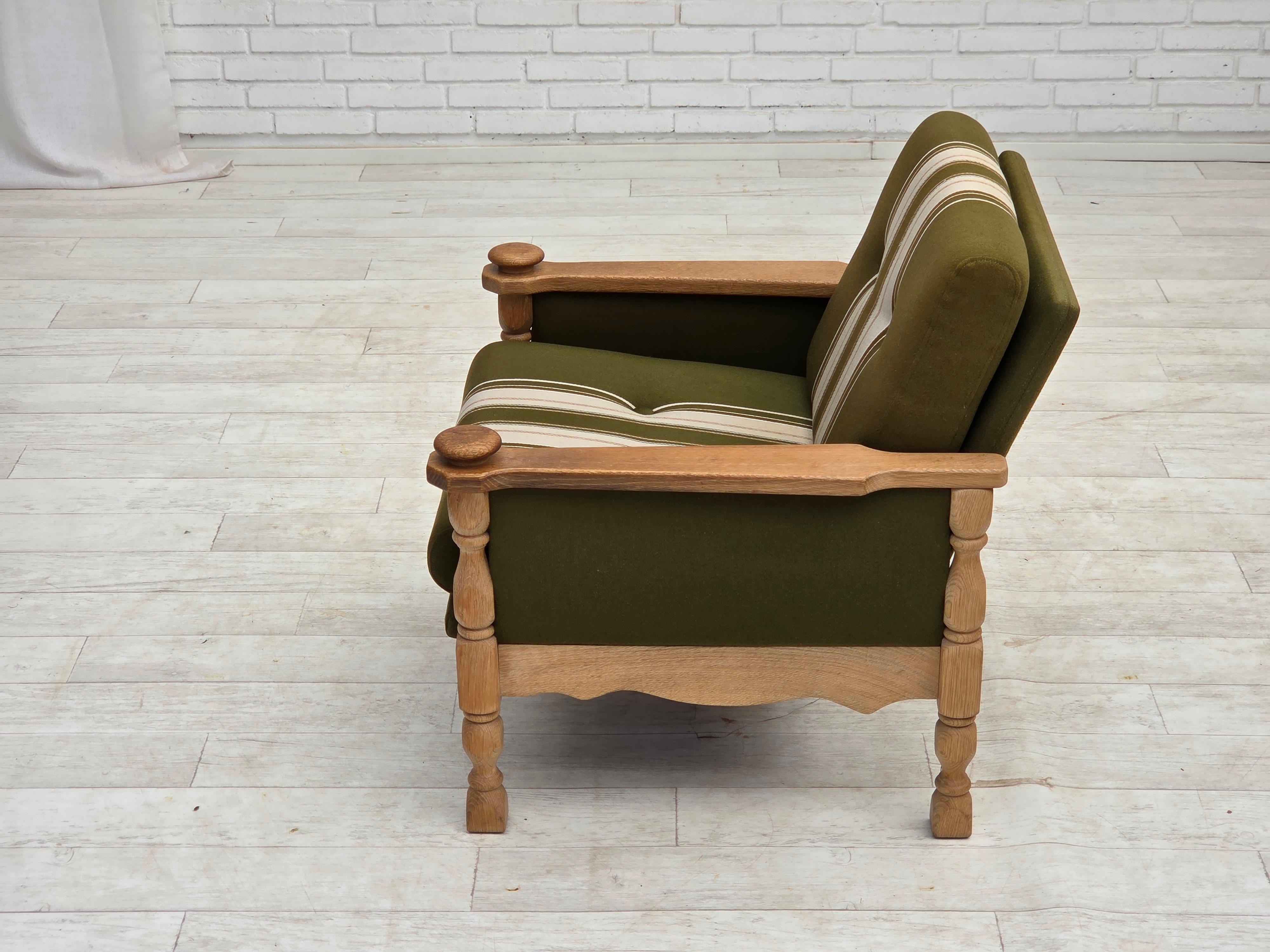 Anni '70, poltrona danese, condizioni originali, mobili in lana, legno massiccio di Oak. 2