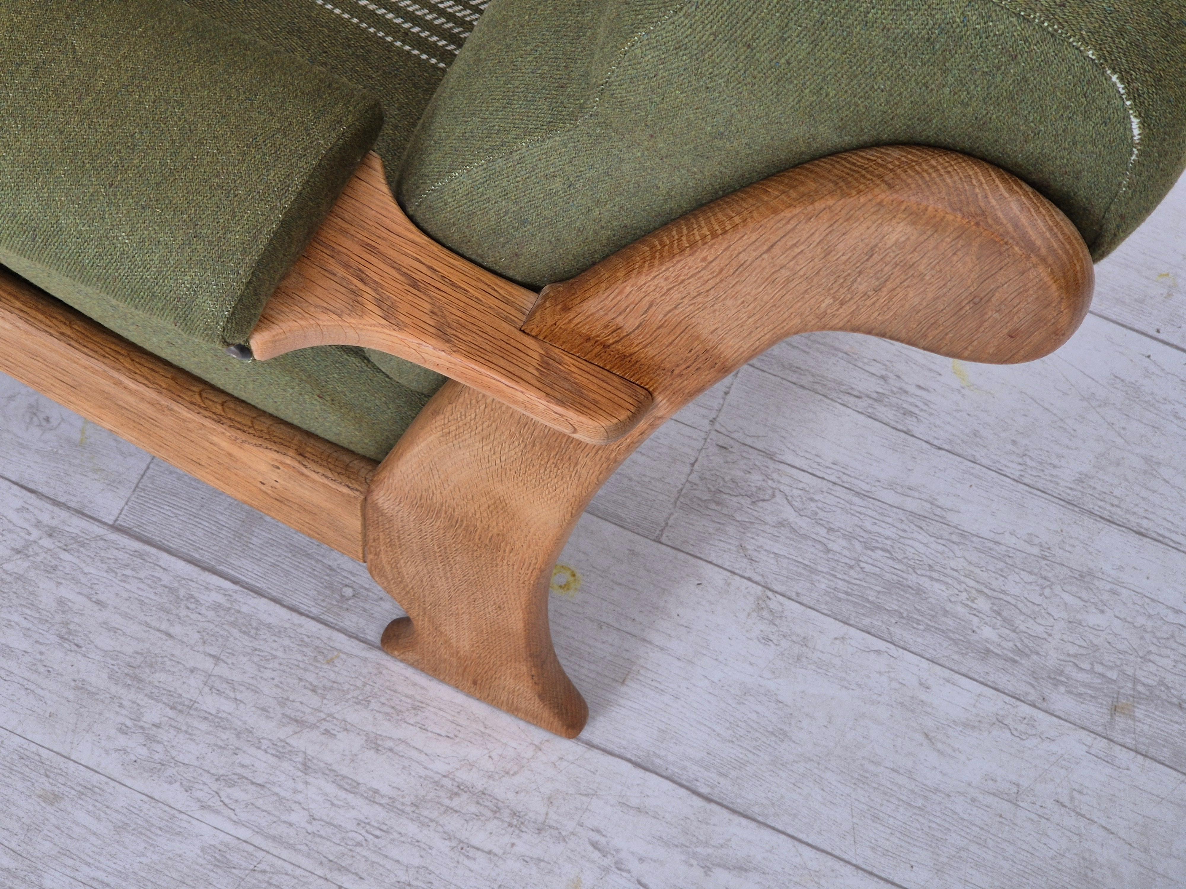 Años 70, sillón danés, estado original, lana, madera maciza de roble. en venta 7
