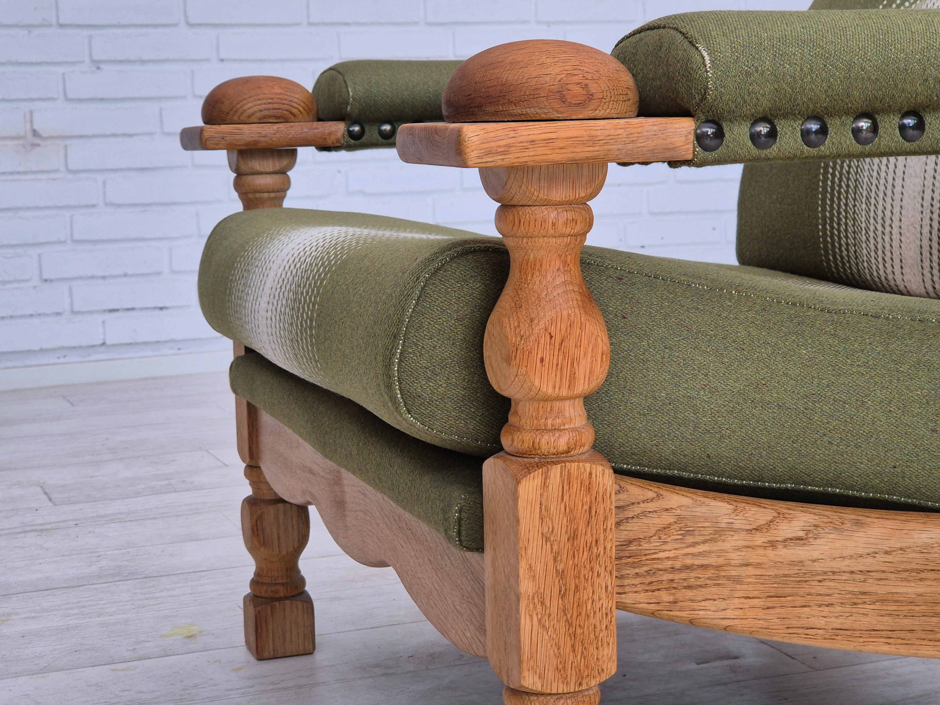 Años 70, sillón danés, estado original, lana, madera maciza de roble. en venta 12
