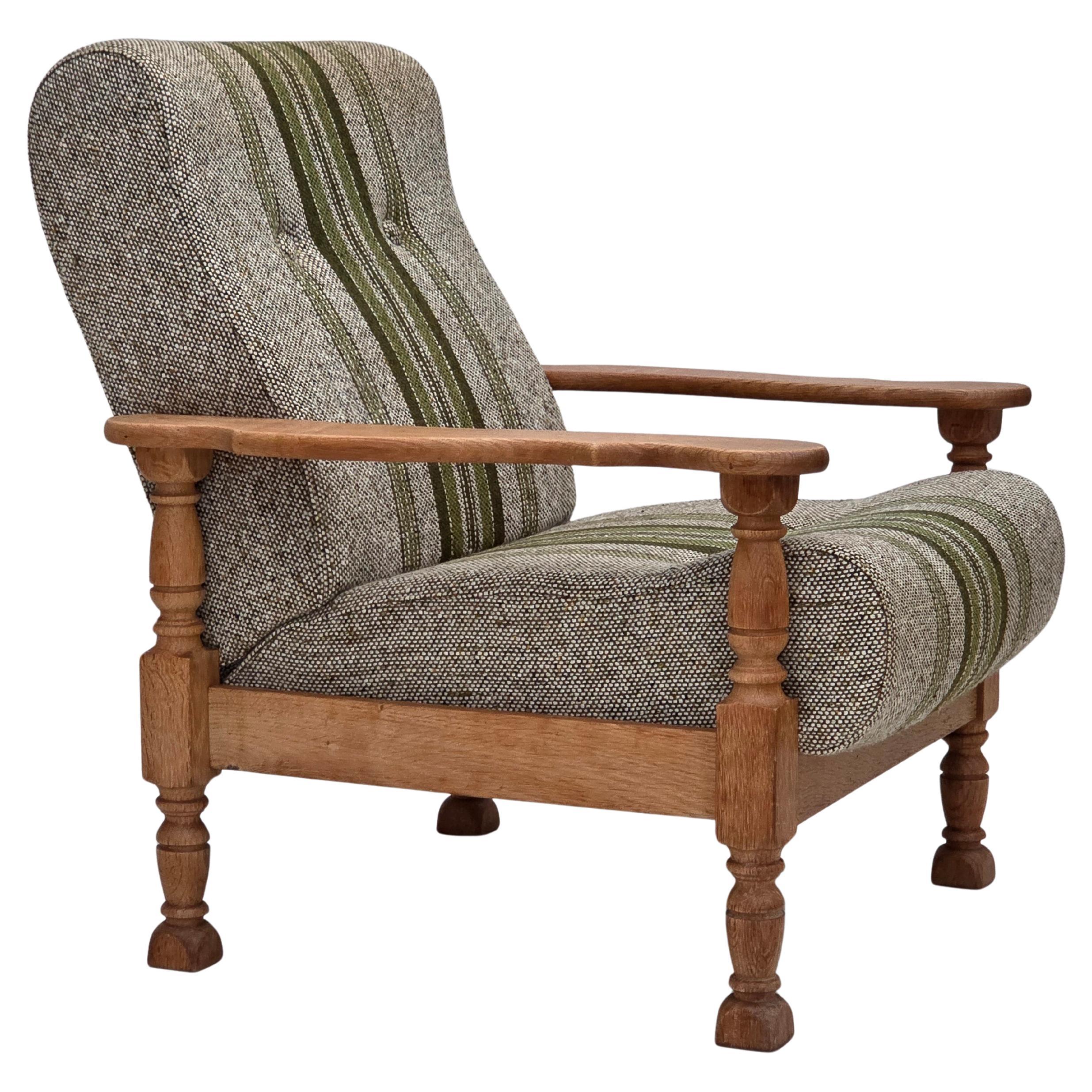 1970, fauteuil danois, meuble original en tissu de laine, bois de chêne massif.