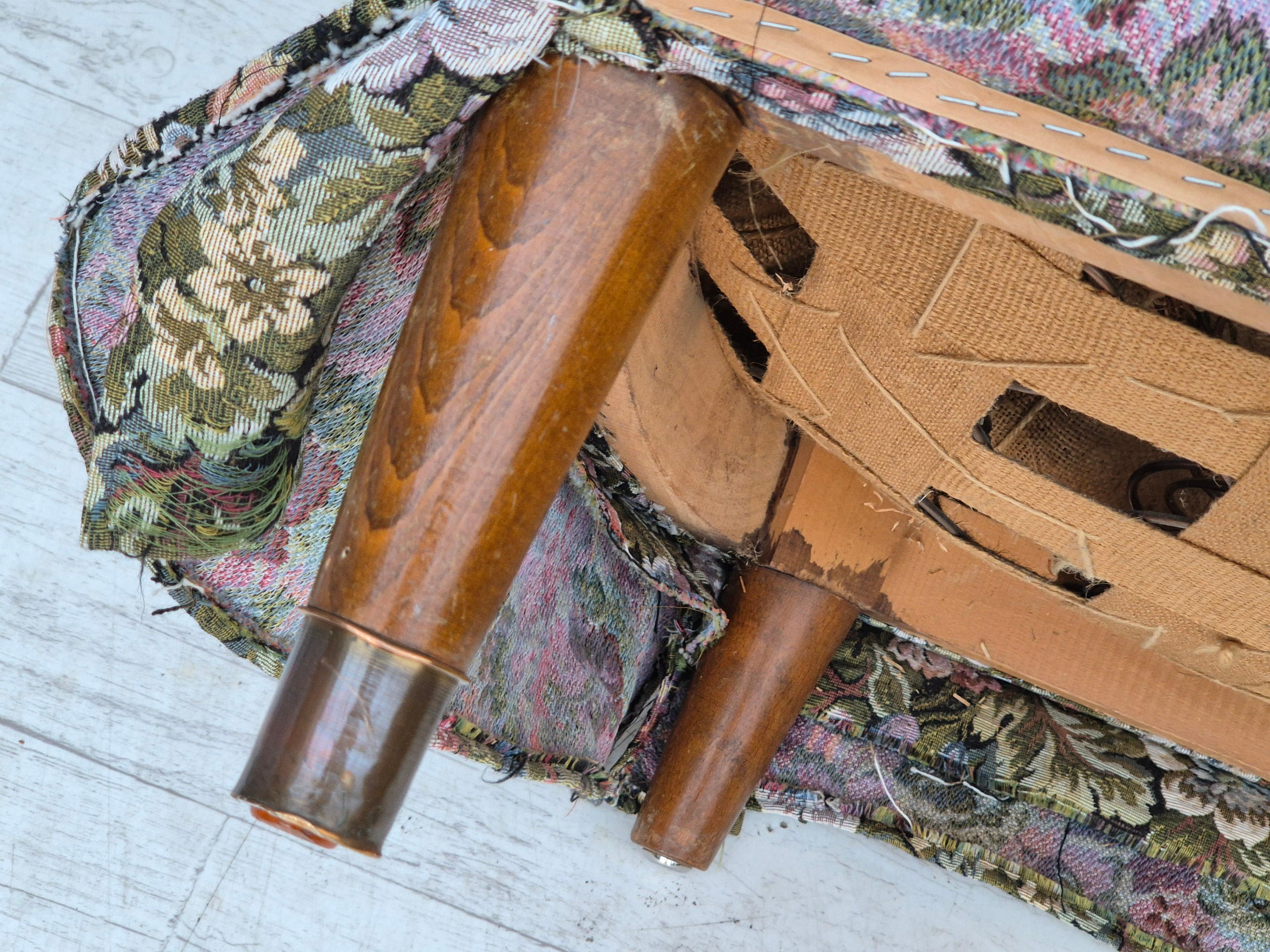 1970s, Danish armchair, reupholstered, flowers furniture fabric. For Sale 4
