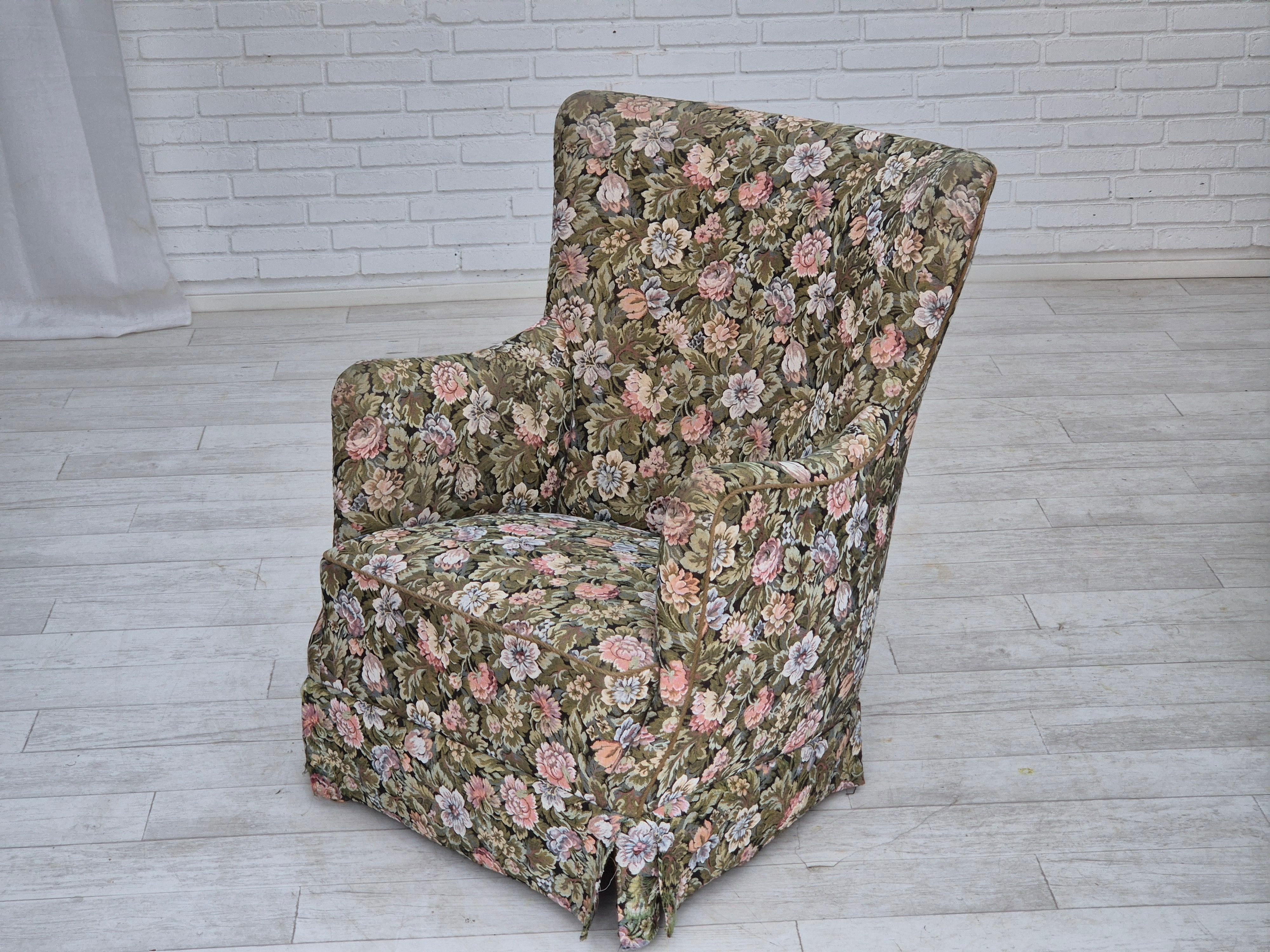 1970s, Danish armchair, reupholstered, flowers furniture fabric. For Sale 10