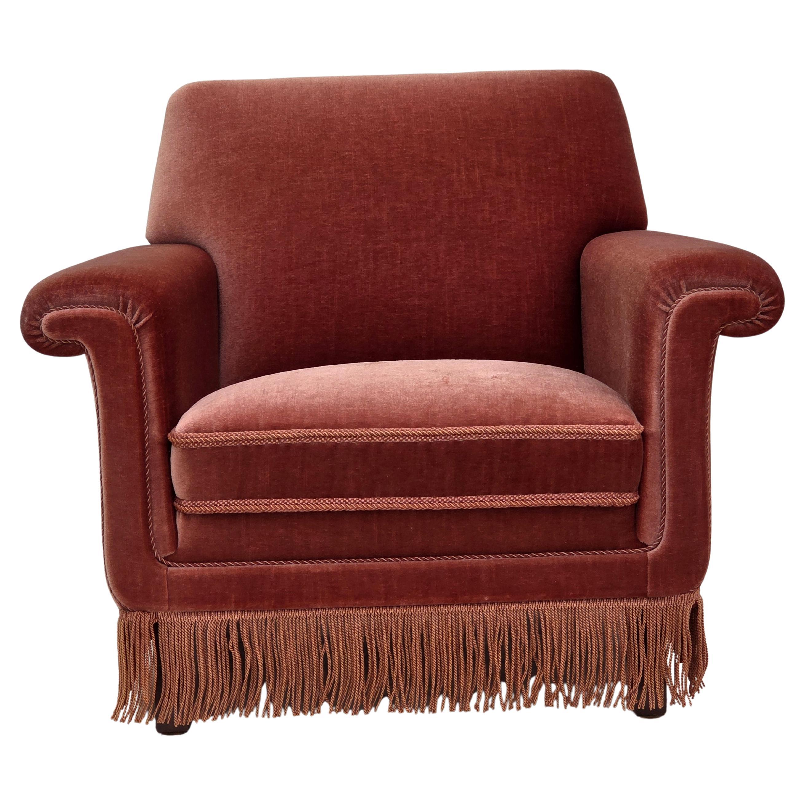 1970er Jahre, Dänischer Sessel, lachsrosa Möbelvelours, Buchenholz. im Angebot