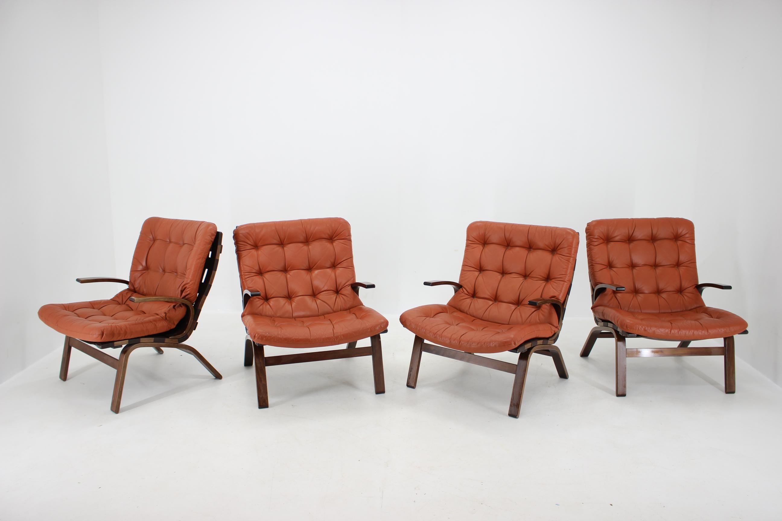 Mid-Century Modern 1970s Danish Bentwood Armchair in Red Leather, Set of 4