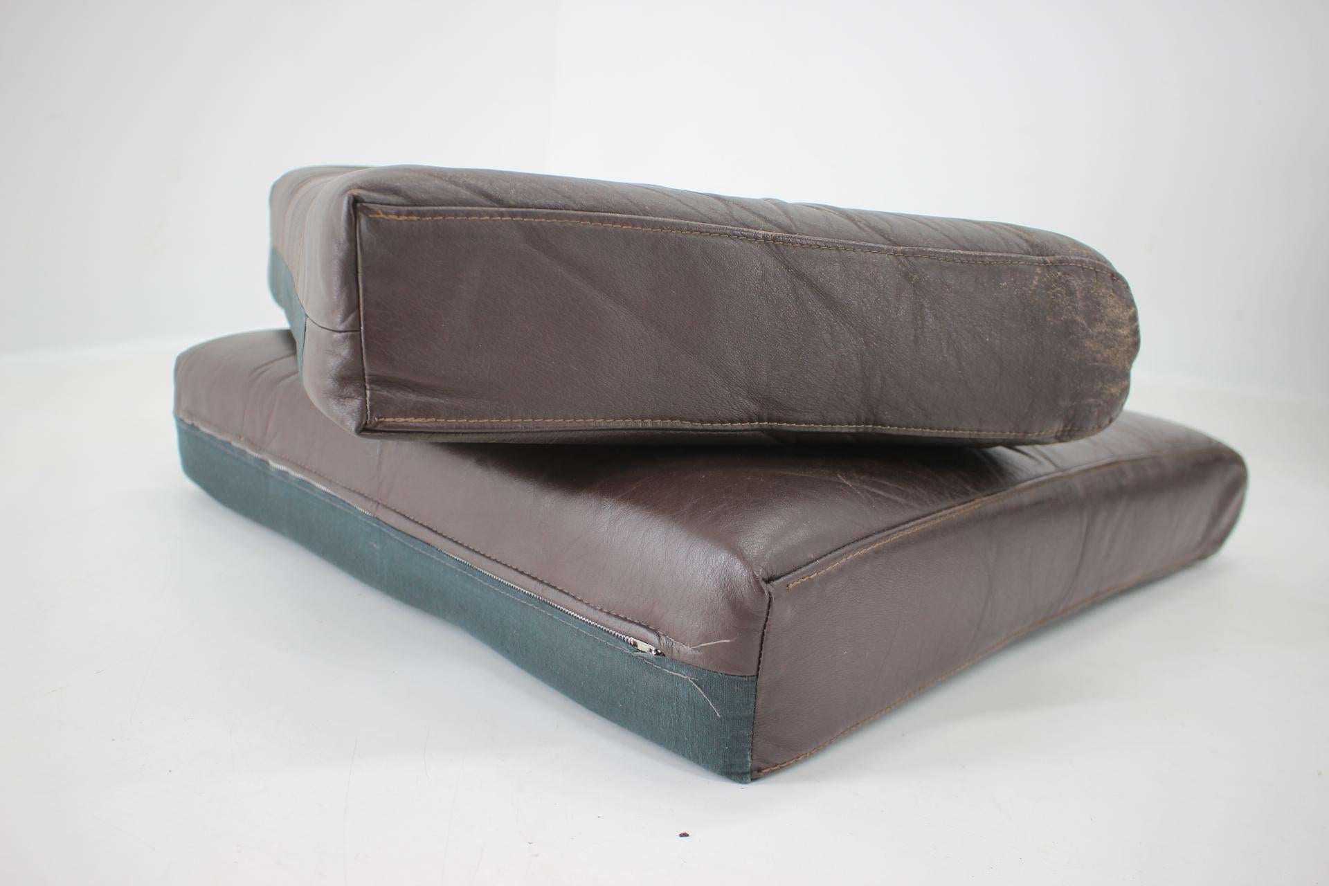 1970s Danish Brown Leather 2 Seater Sofa For Sale 10
