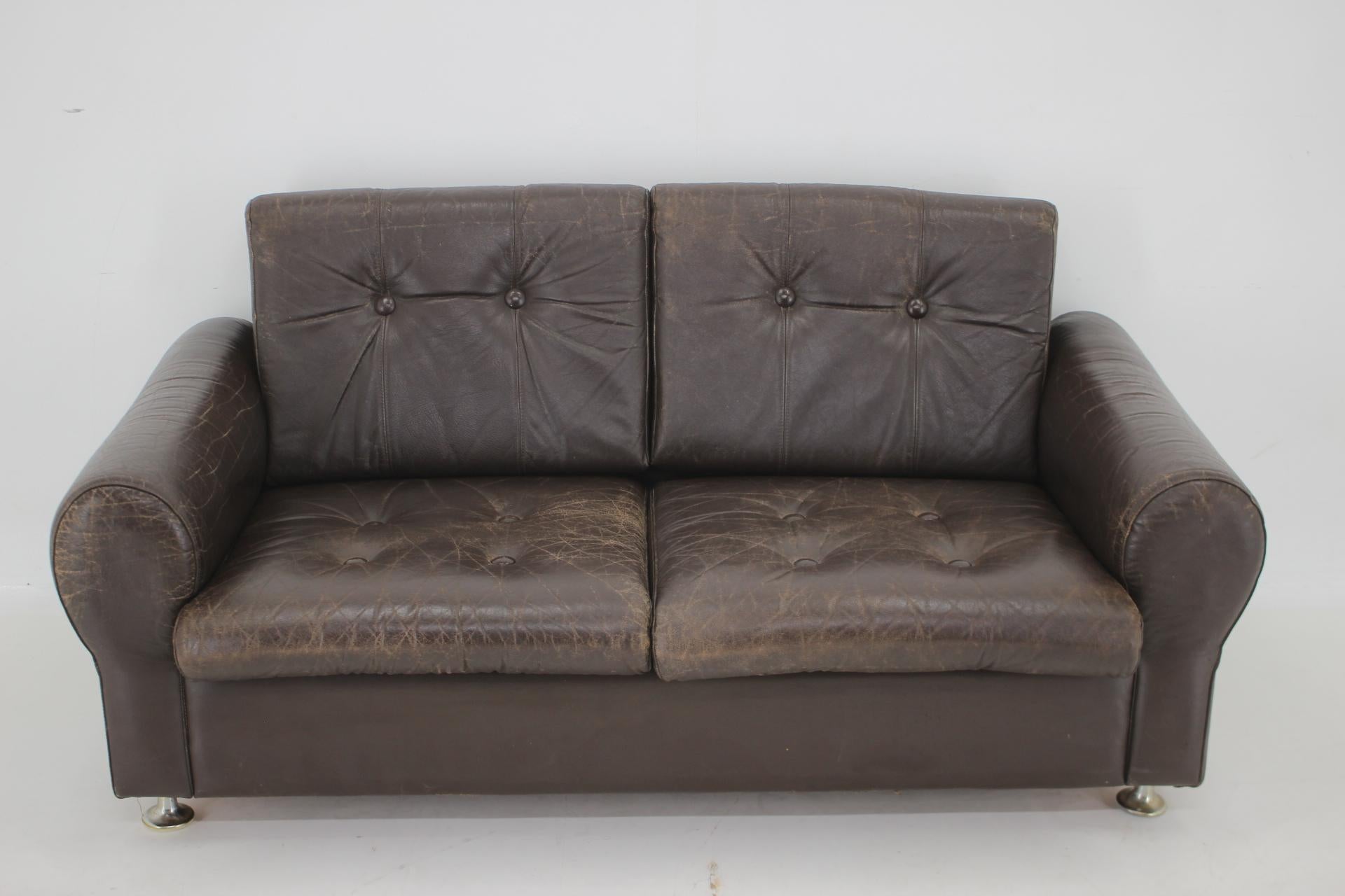 Mid-Century Modern 1970s Danish Brown Leather 2 Seater Sofa For Sale