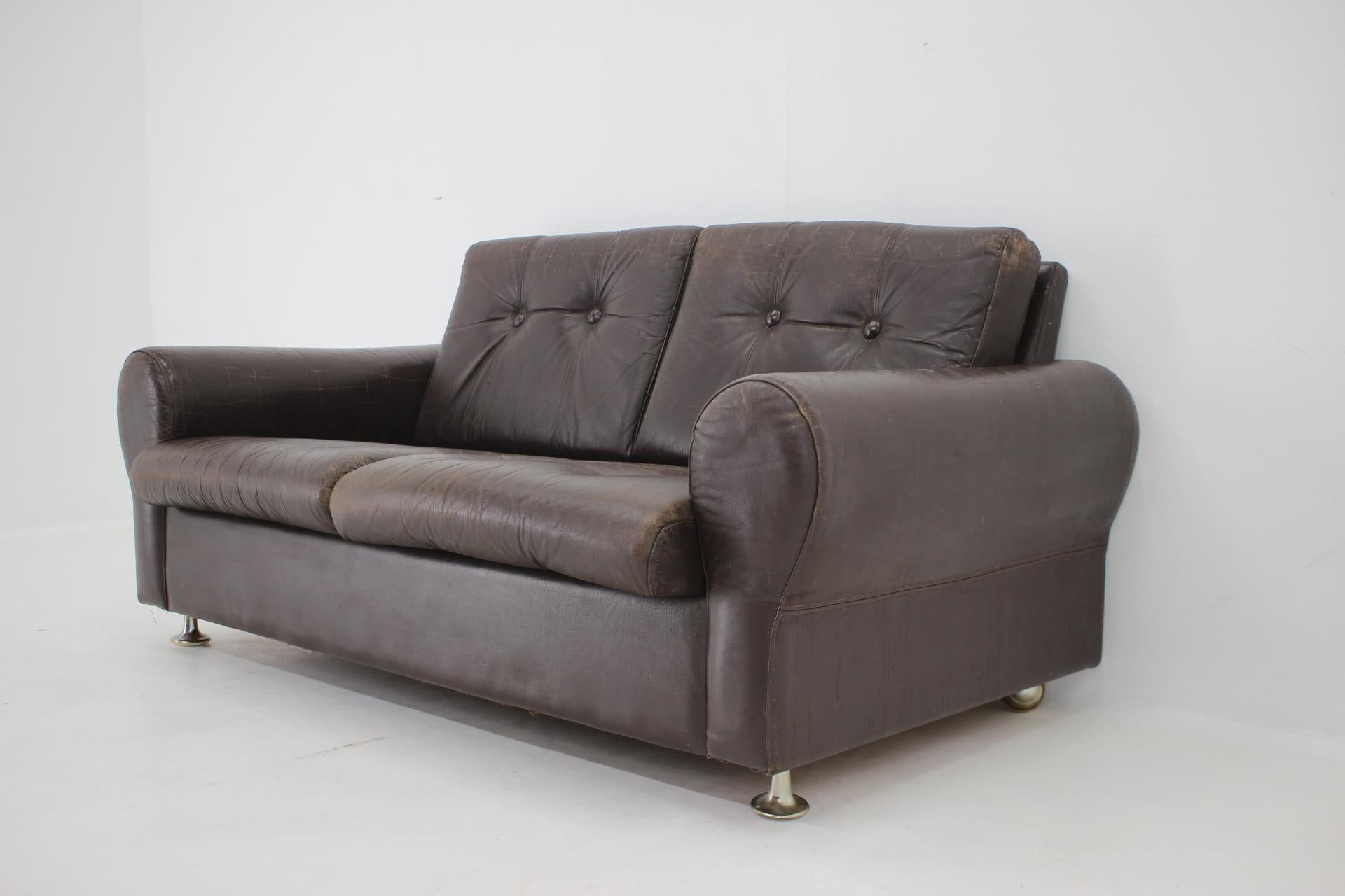 Late 20th Century 1970s Danish Brown Leather 2 Seater Sofa For Sale