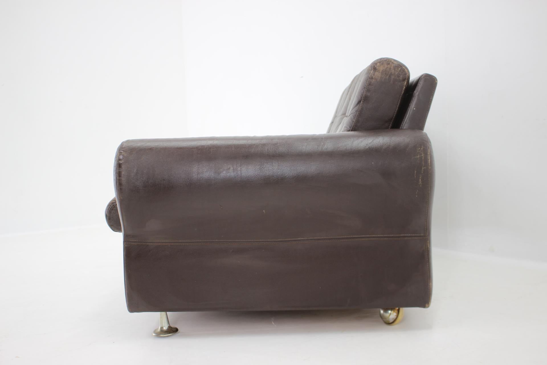1970s Danish Brown Leather 2 Seater Sofa For Sale 1