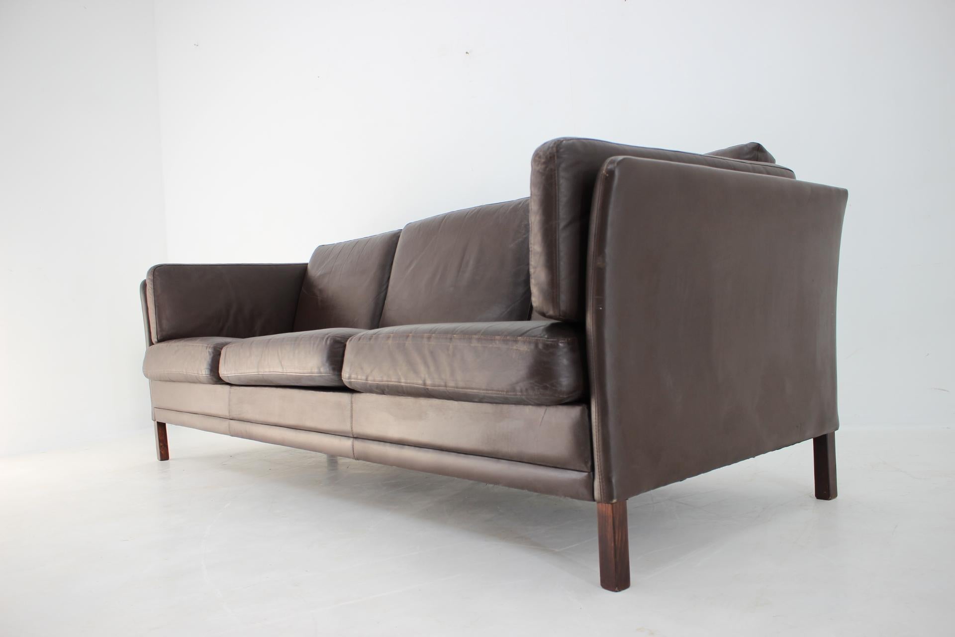 Late 20th Century 1970s Danish Brown Leather 3-Seater Sofa For Sale