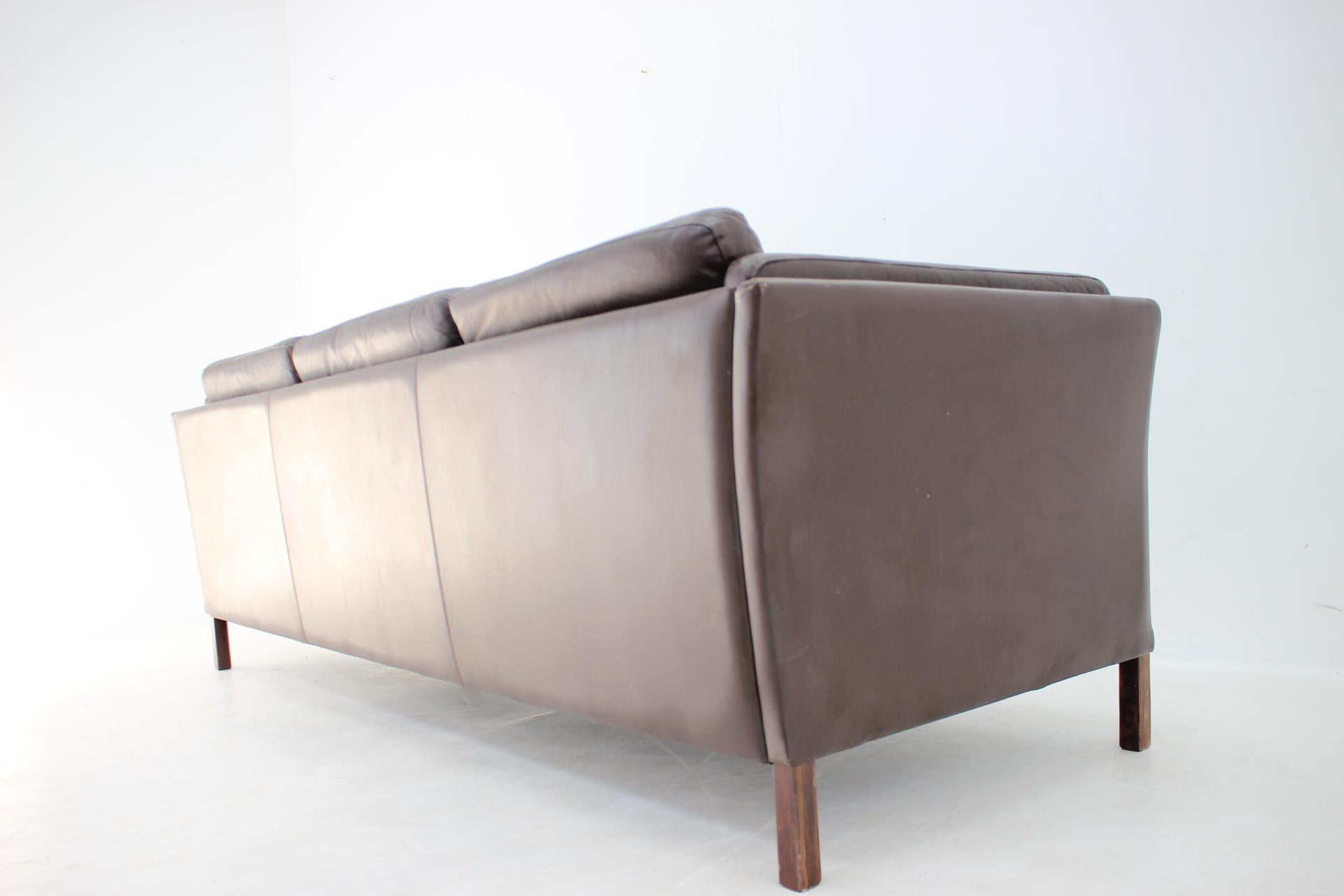 1970s Danish Brown Leather 3-Seater Sofa For Sale 2