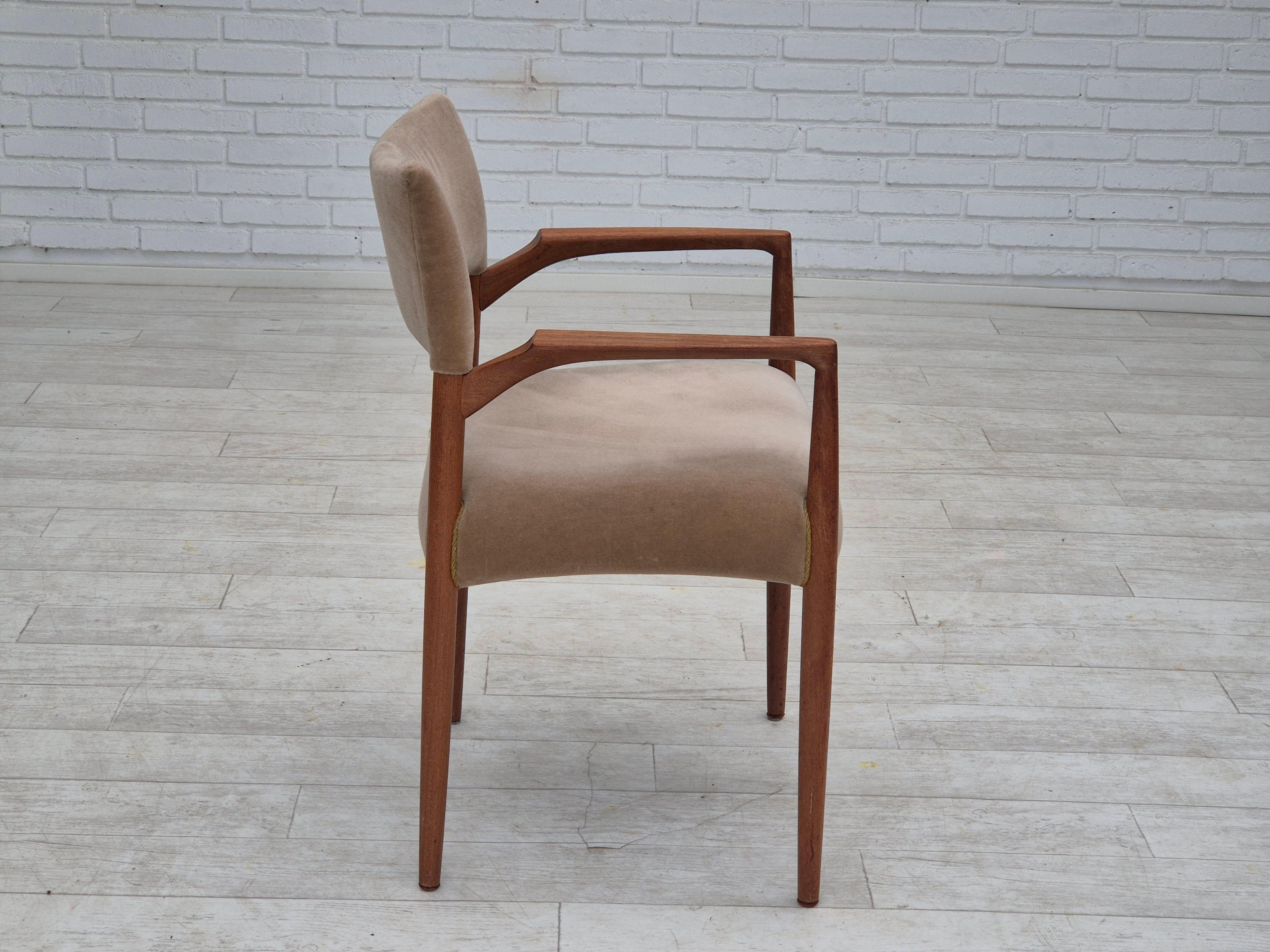 1970s, Danish chair, solid teak wood, furniture velour. For Sale 7
