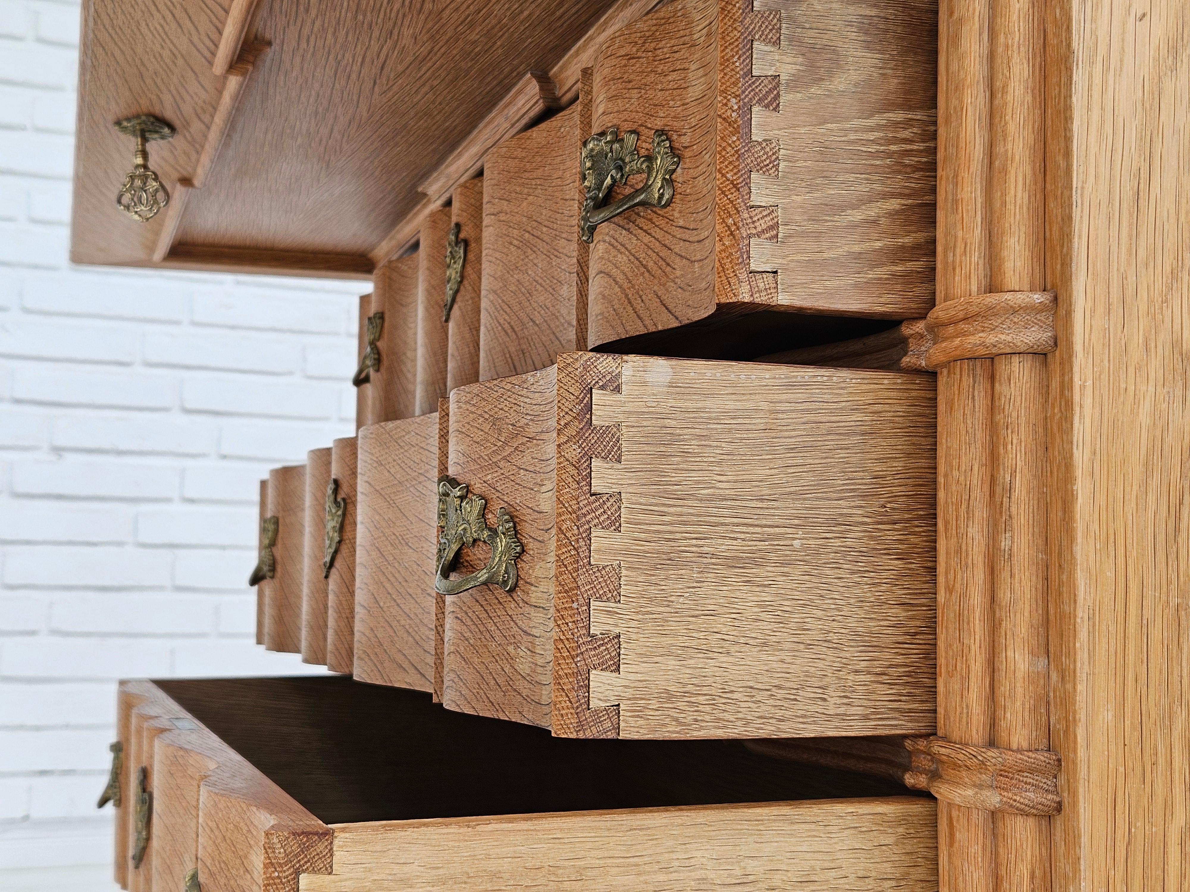 1970s, Danish chest of drawers, oak wood, original condition. 7