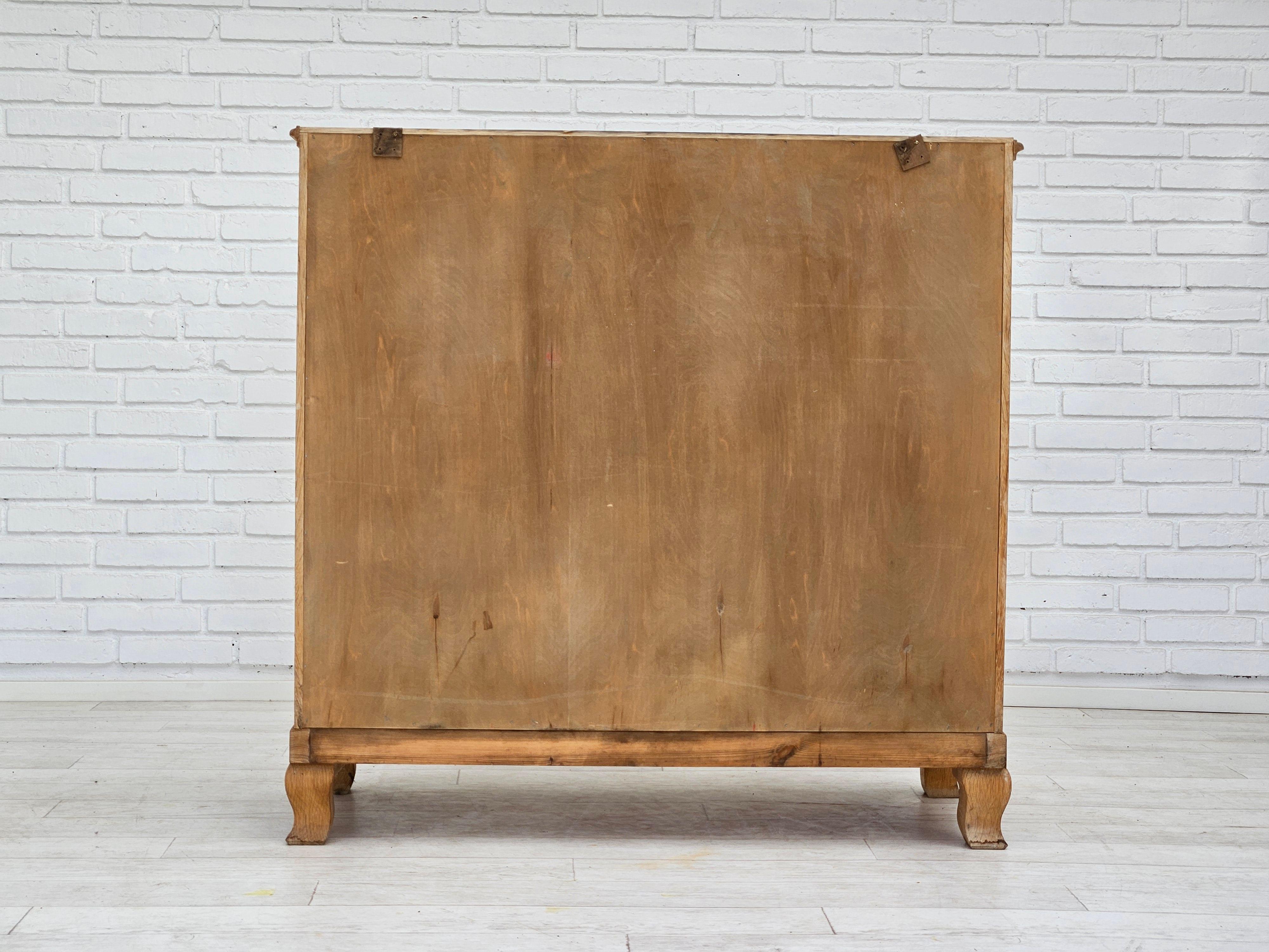 1970s, Danish chest of drawers, oak wood, original condition. In Good Condition In Tarm, 82