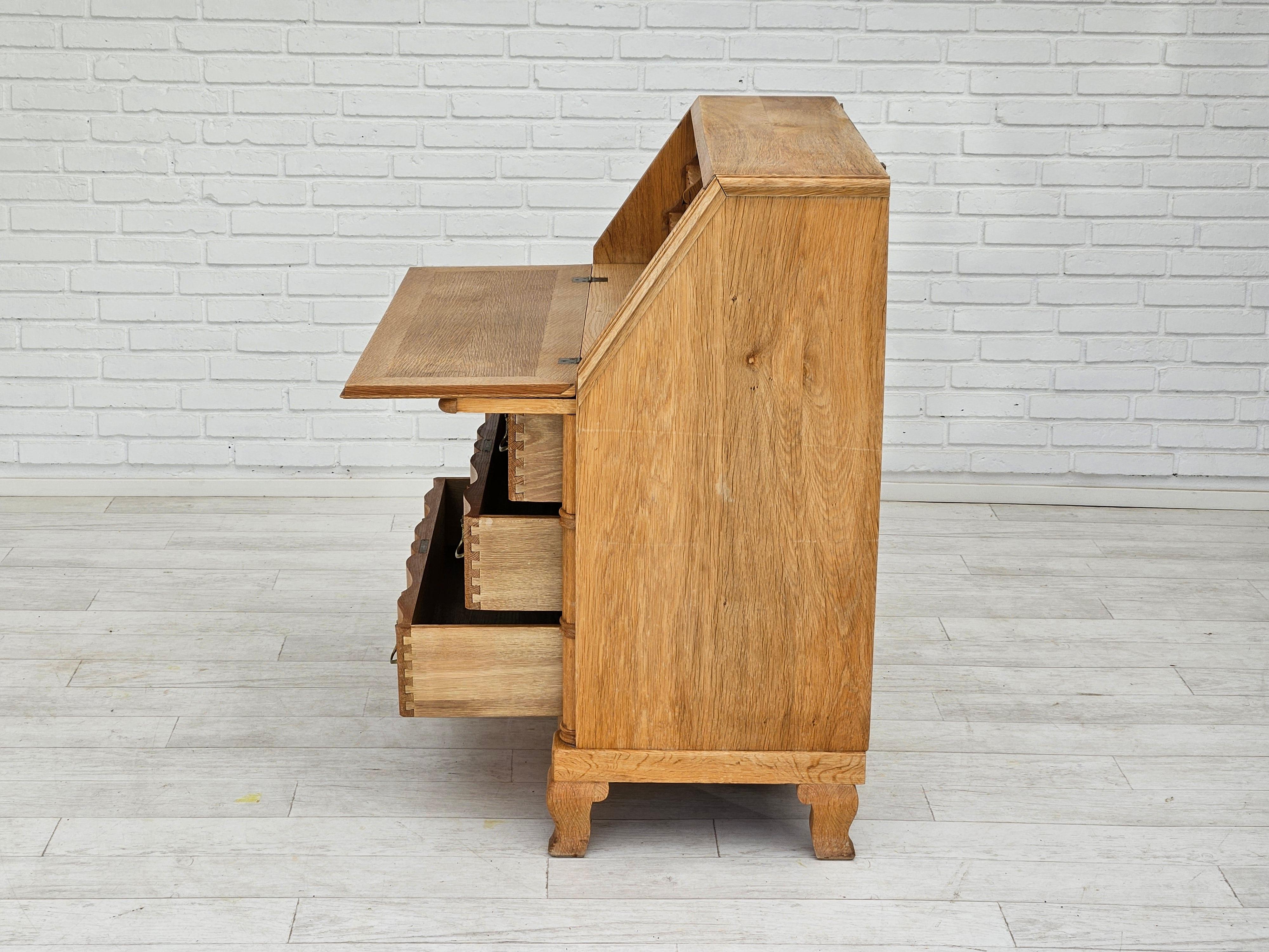 Mid-20th Century 1970s, Danish chest of drawers, oak wood, original condition.