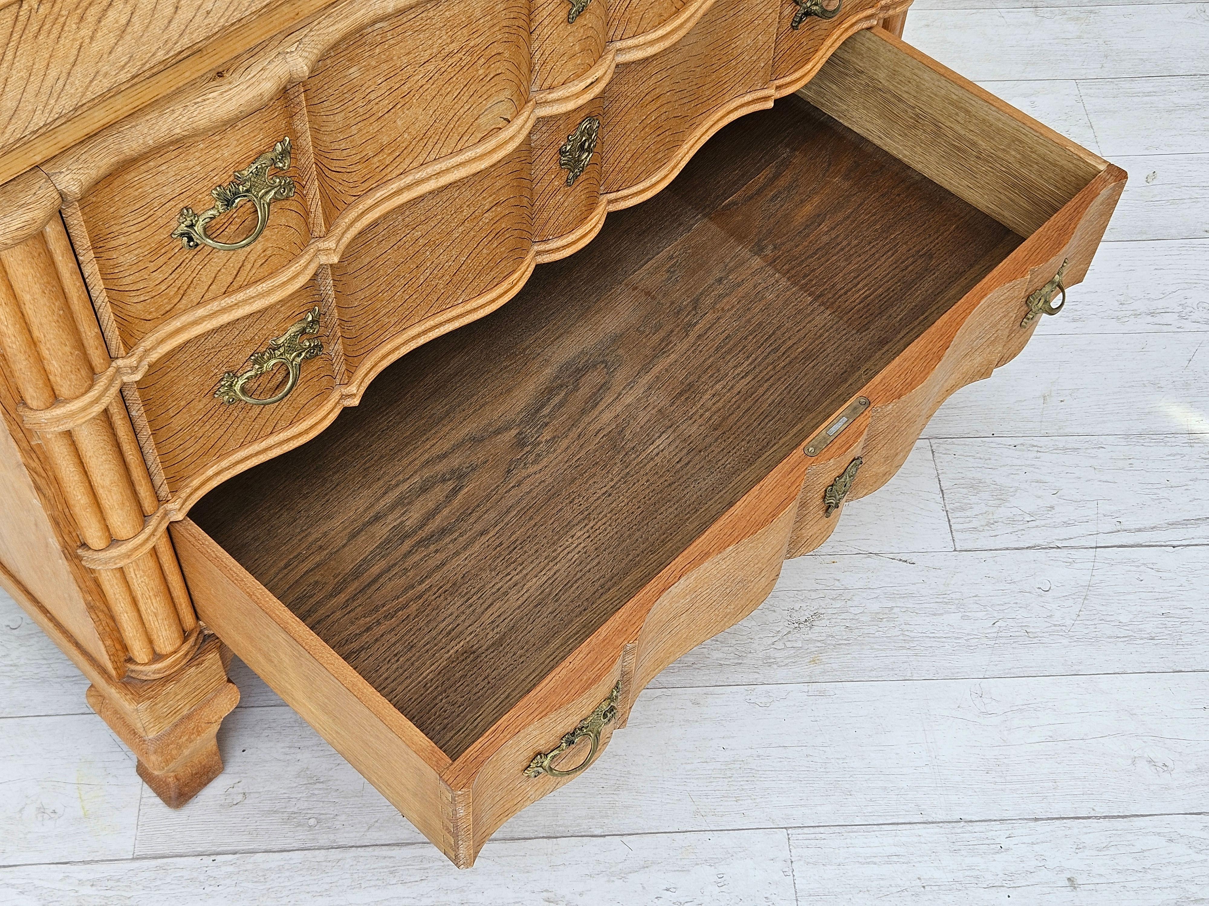 1970s, Danish chest of drawers, oak wood, original condition. 2