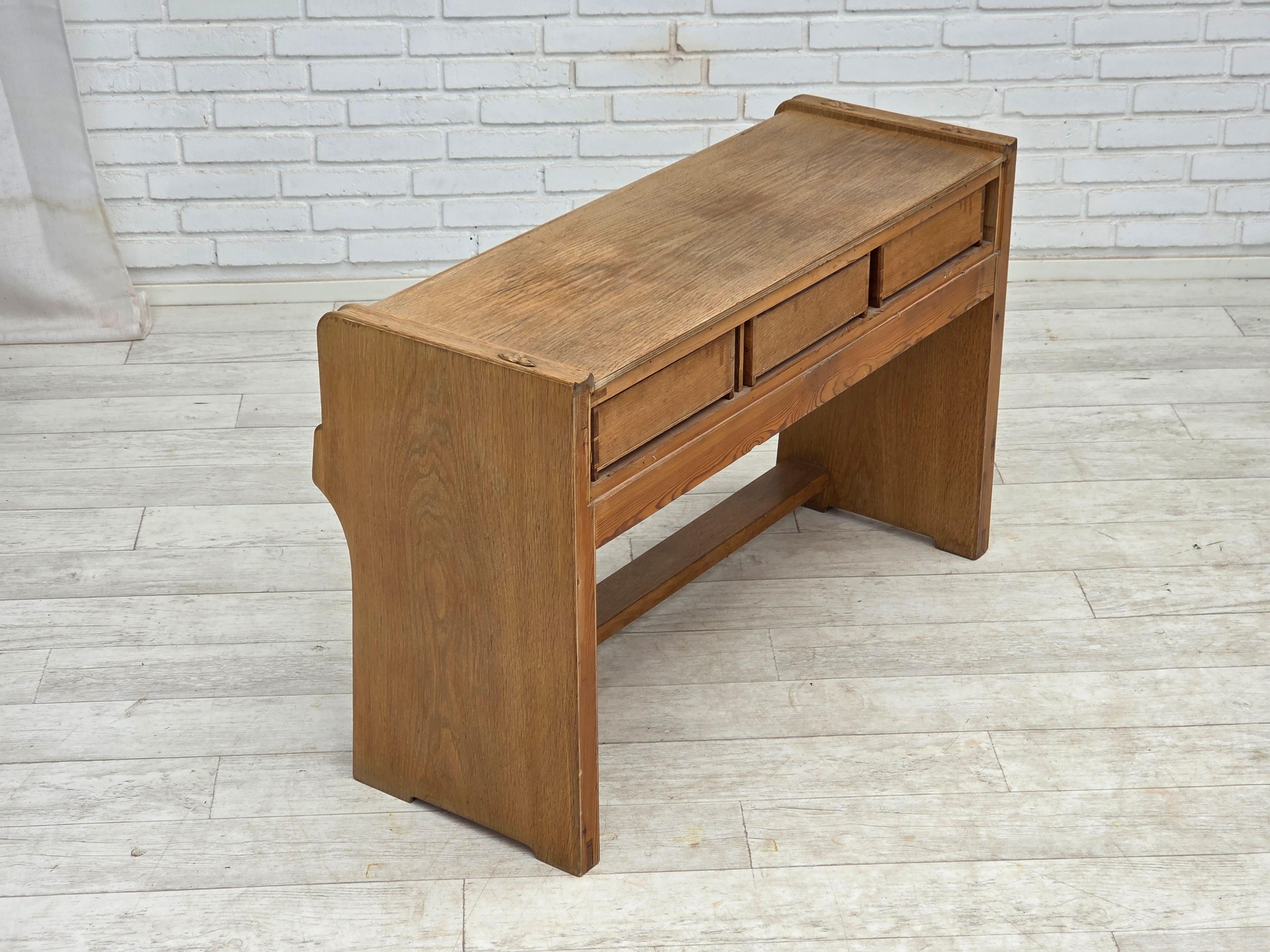 Cassettiera danese degli anni '70, in legno di quercia, originale in buone condizioni. in vendita 9