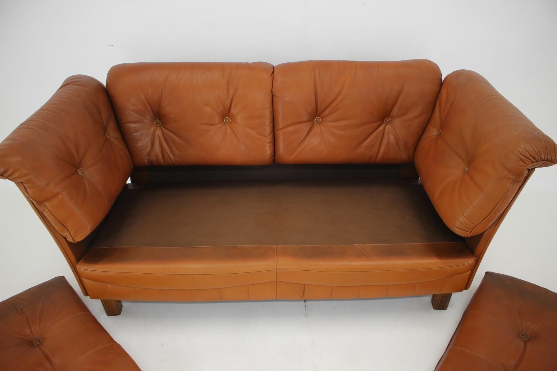 1970s Danish Cognac Leather 2 Seater Sofa For Sale 7