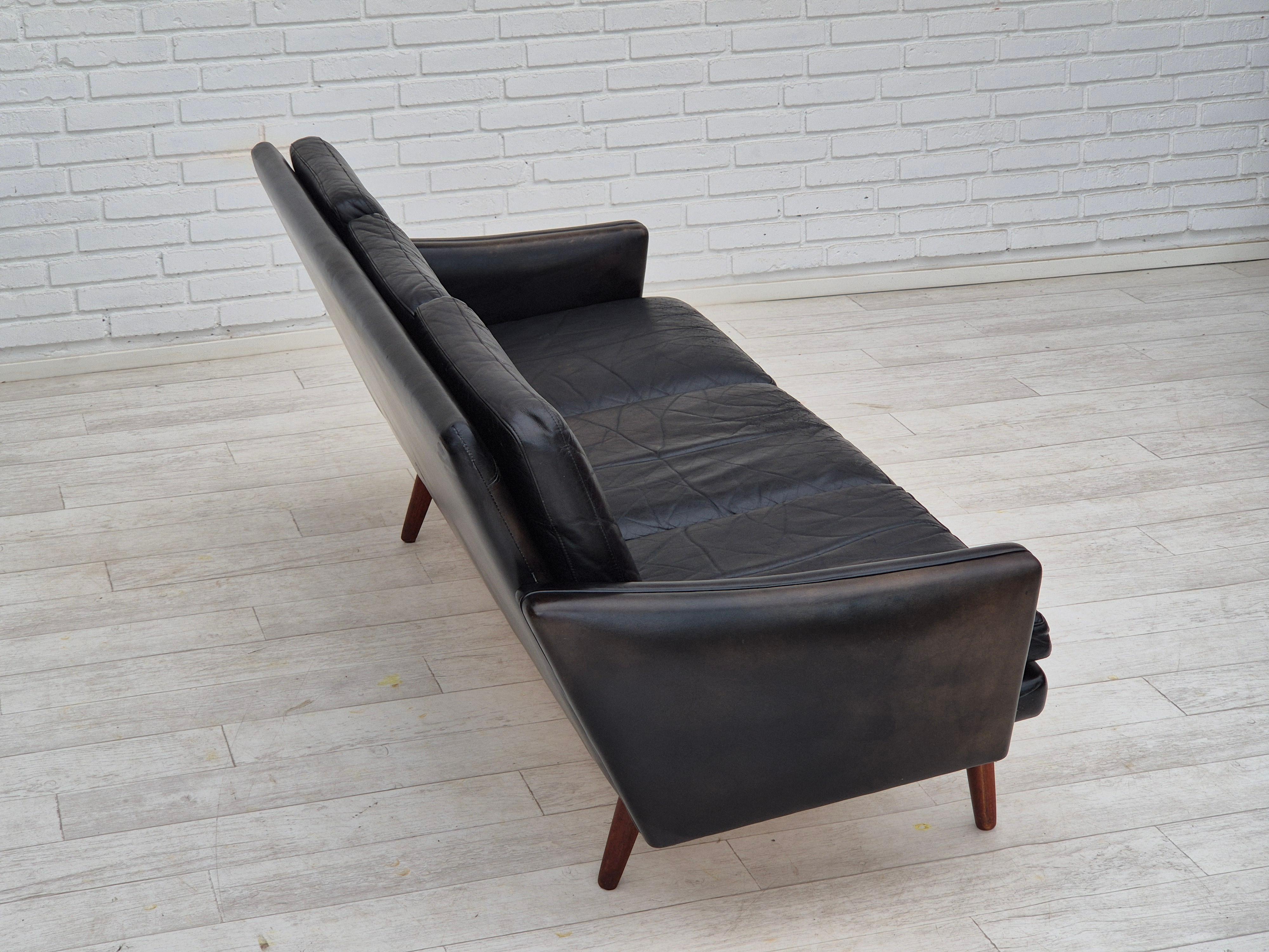 1970, design danois, canapé à 3 places, état d'origine, cuir, bois de teck. en vente 9