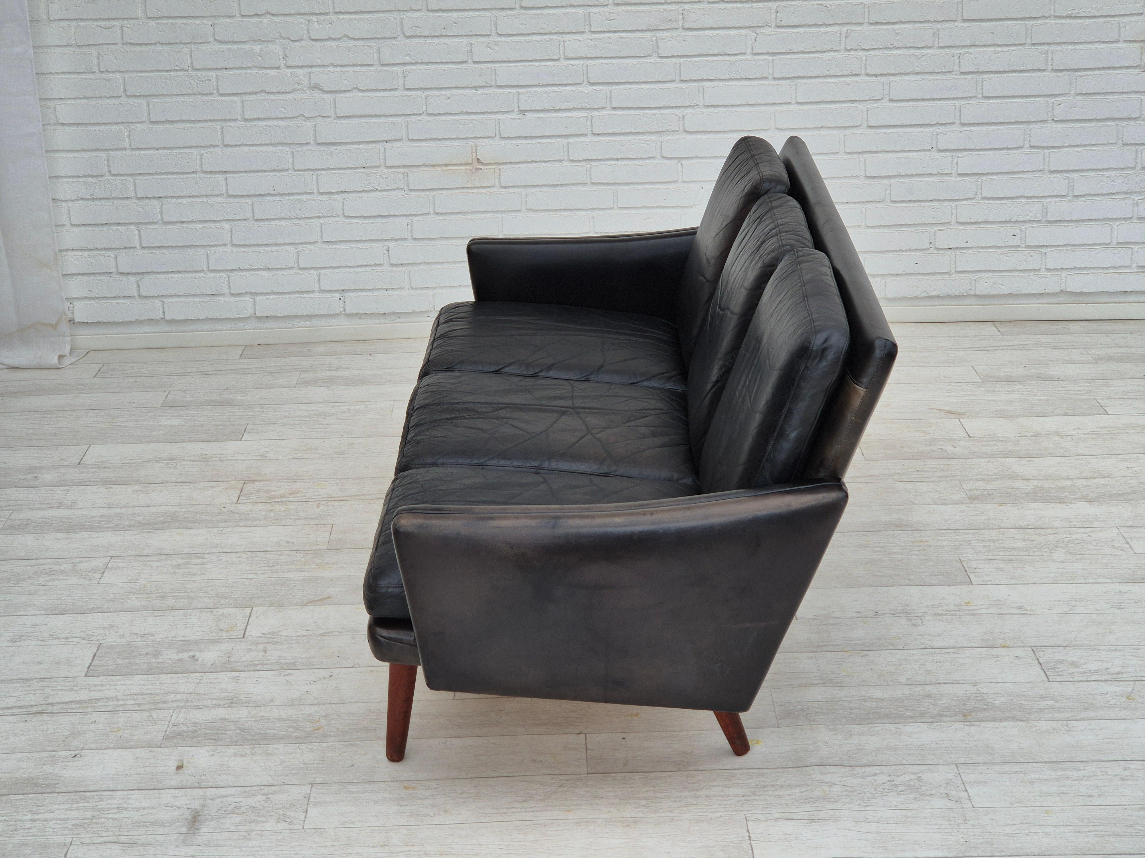 1970, design danois, canapé à 3 places, état d'origine, cuir, bois de teck. en vente 11