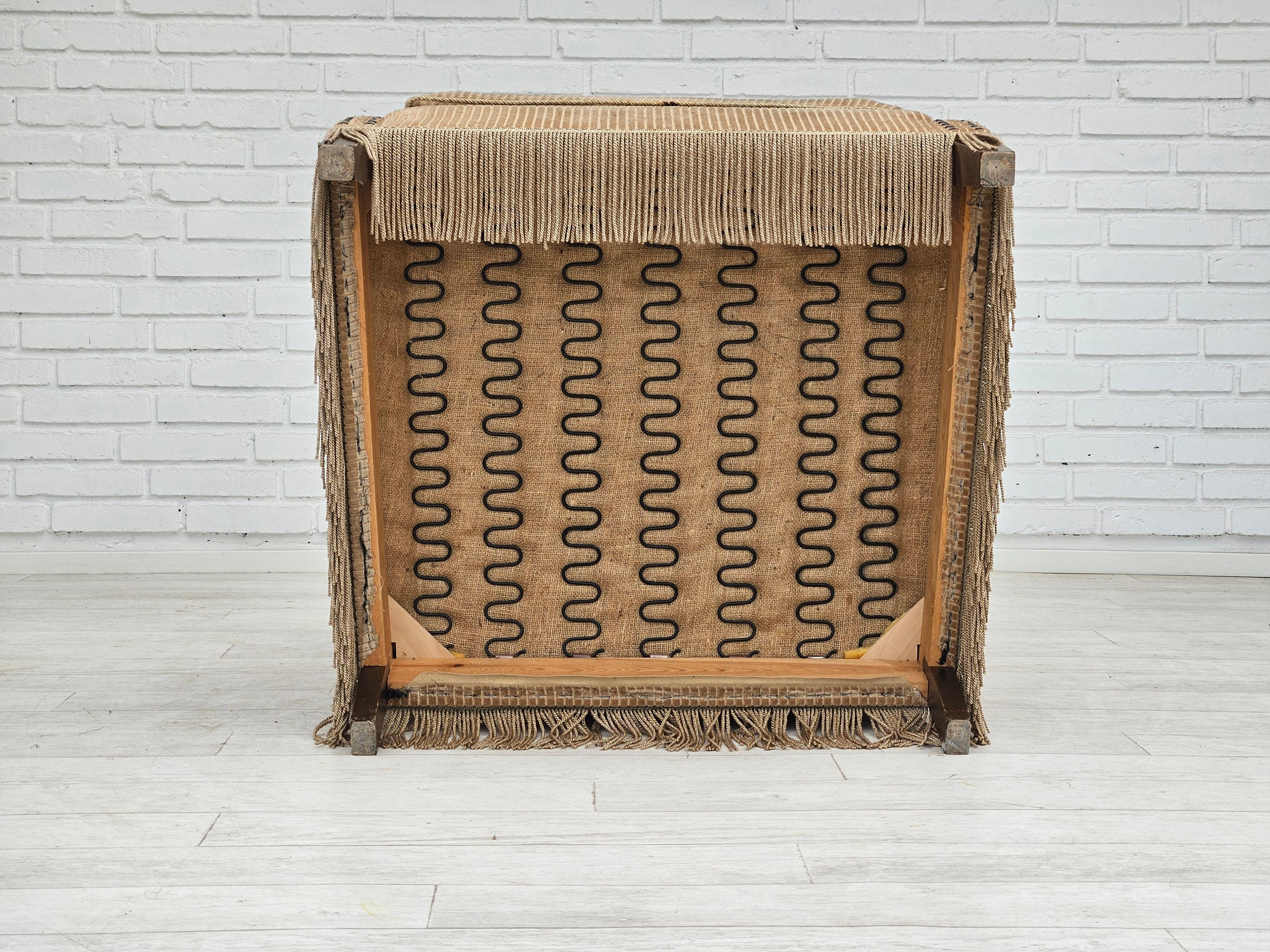 1970s, Danish design, armchair in corduroy, ash wood, original condition. For Sale 5