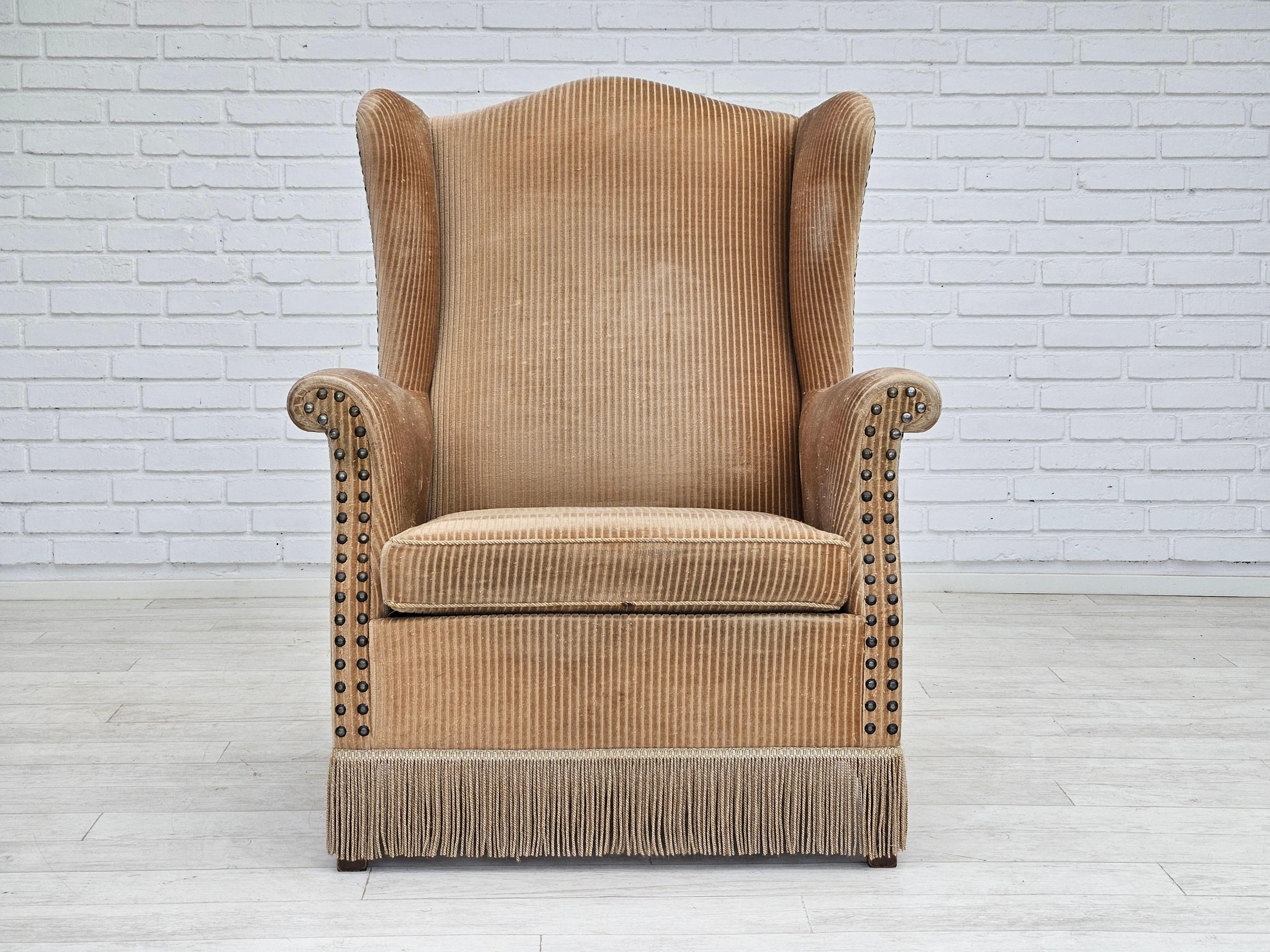 Scandinavian Modern 1970s, Danish design, armchair in corduroy, ash wood, original condition. For Sale